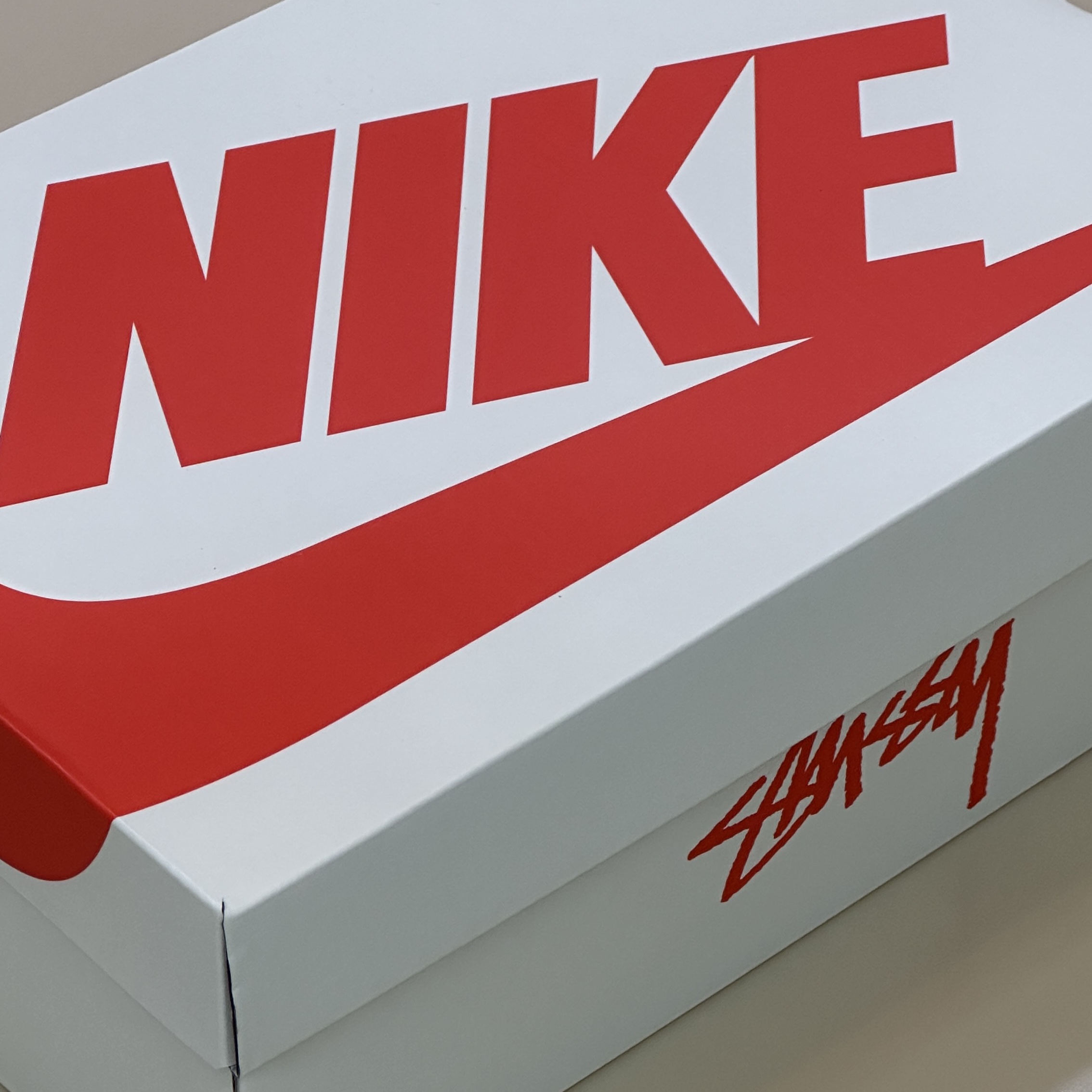 Nike x Stussy Air Penny II Rattan and Limestone 착용 스타일 - 1