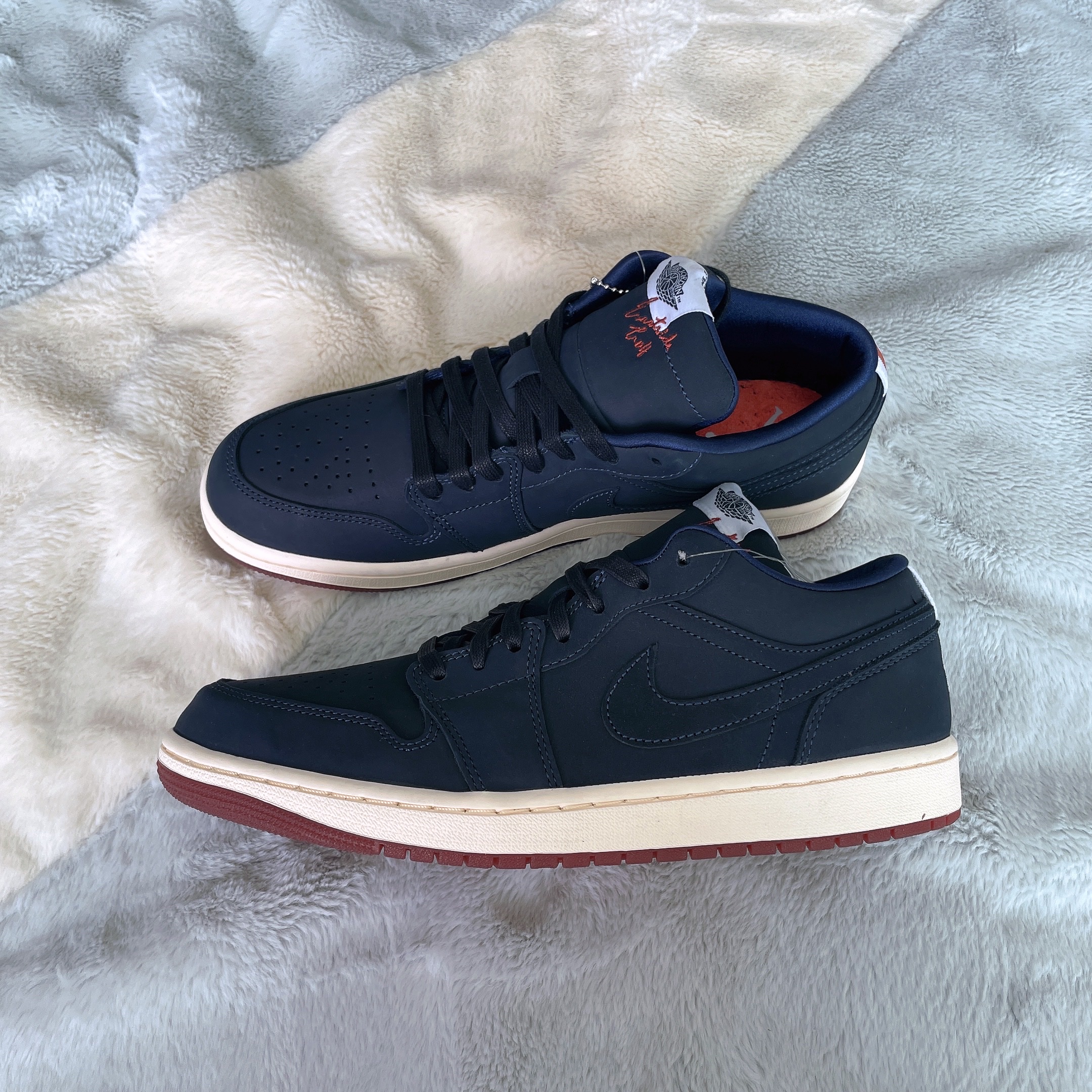 Jordan 1 x Eastside Golf Low Midnight Navy 착용 스타일 - 2