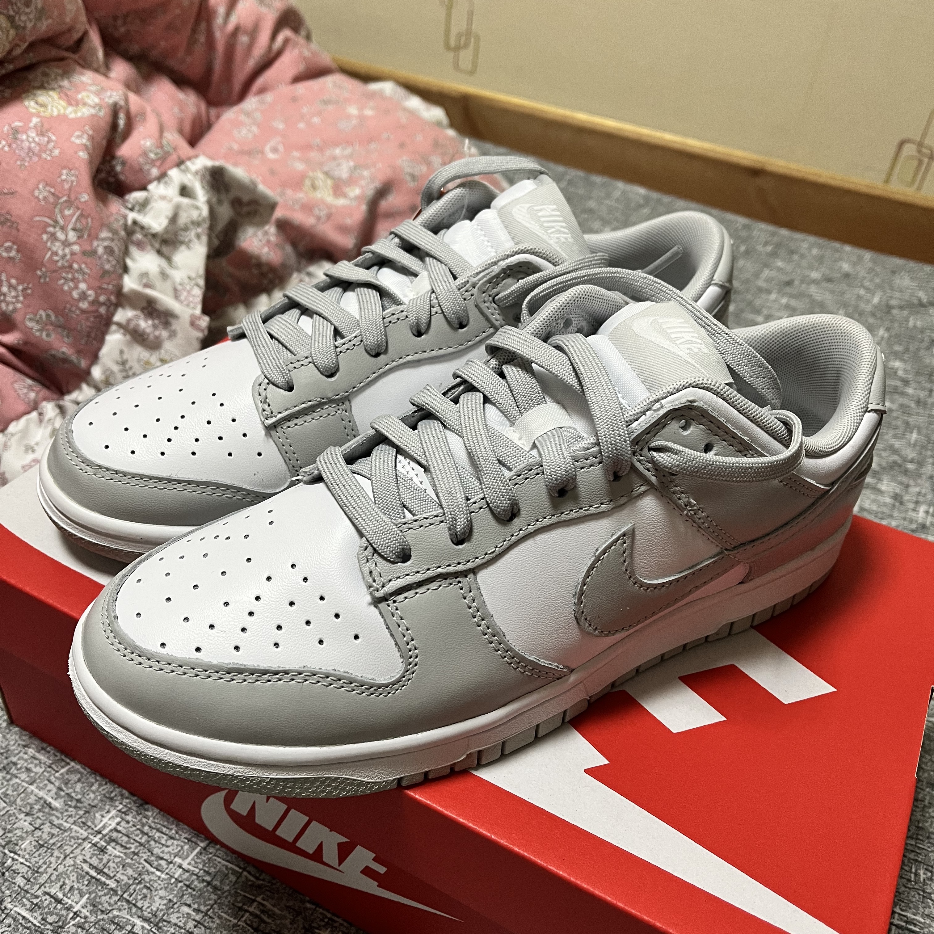 Nike Dunk Low Retro Grey Fog 착용 스타일
