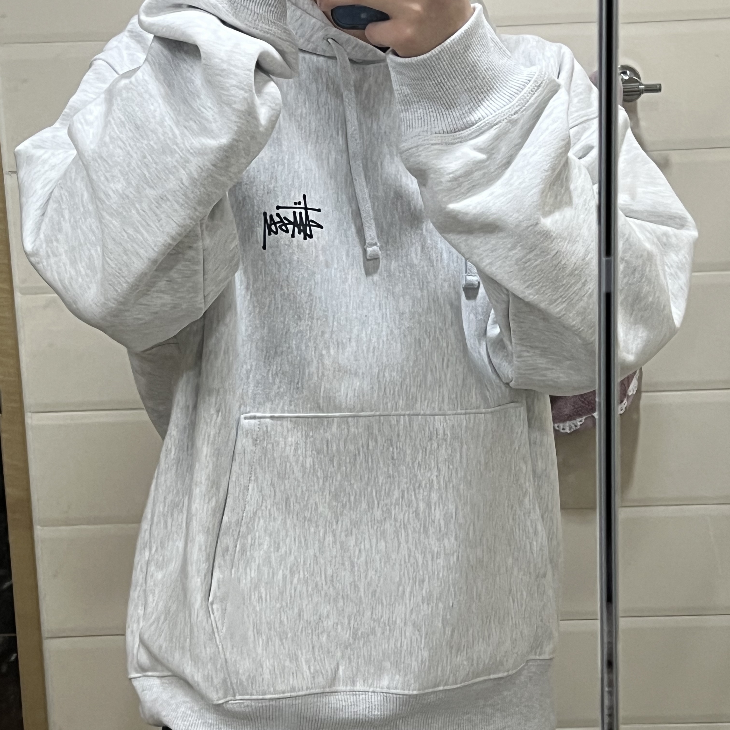 Stussy Basic Stussy Hoodie Ash Heather 2023 착용 스타일