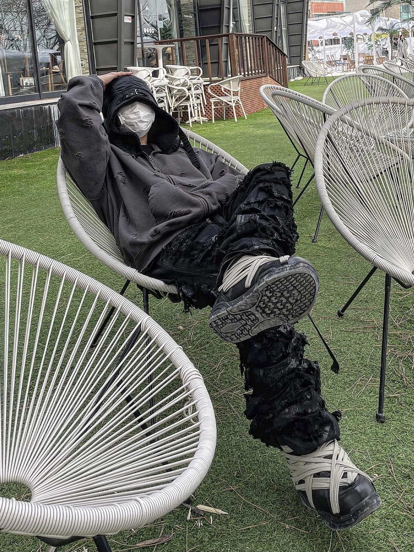 Undermycar Otter Oversized Damage-Washed Hood Zip-Up Hunter Green - 23SS 착용 스타일 - 2