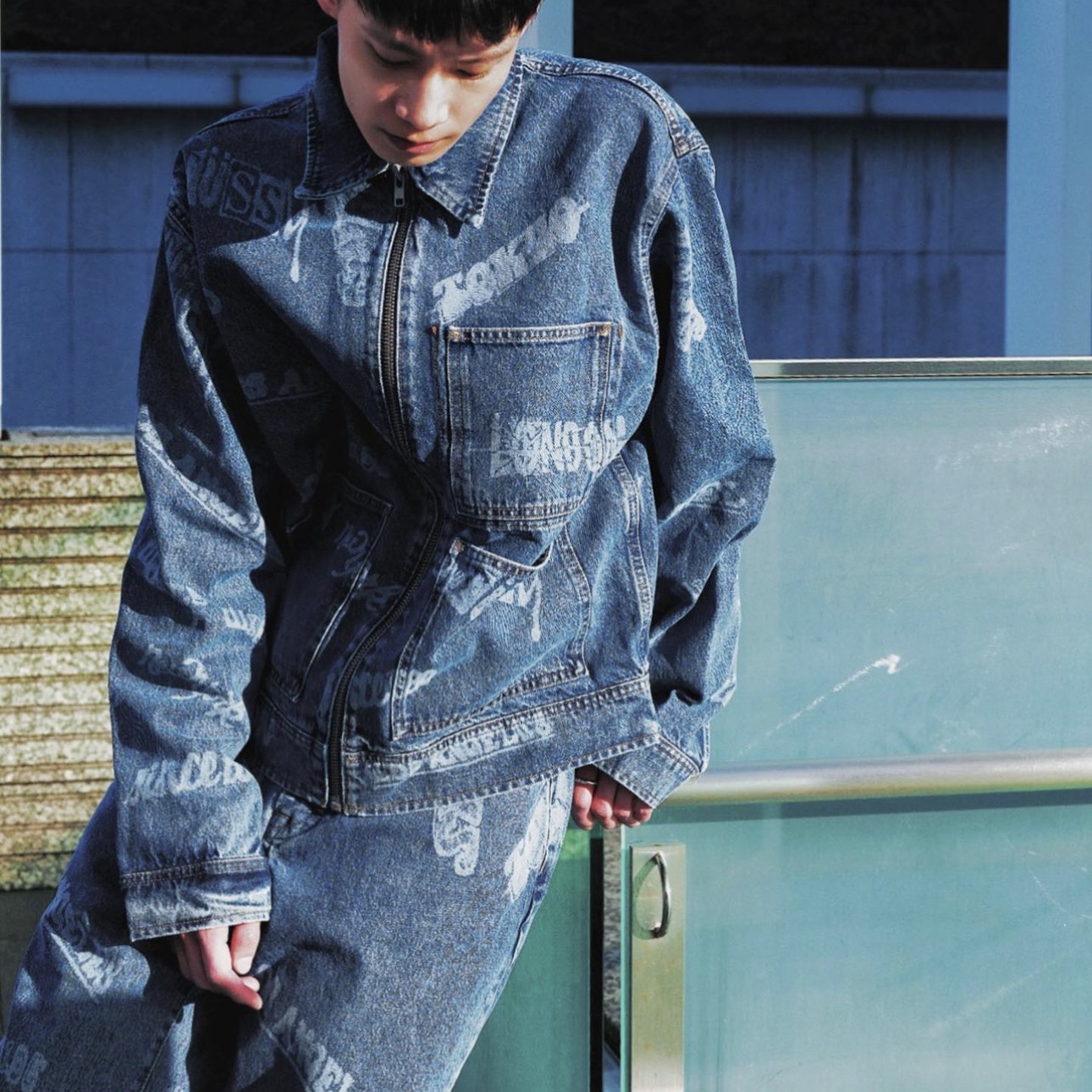 Stussy Worldwide Zip Work Jacket Stone Wash, Stussy Worldwide Big OL' Jeans Stone Wash 착용 스타일 - 1