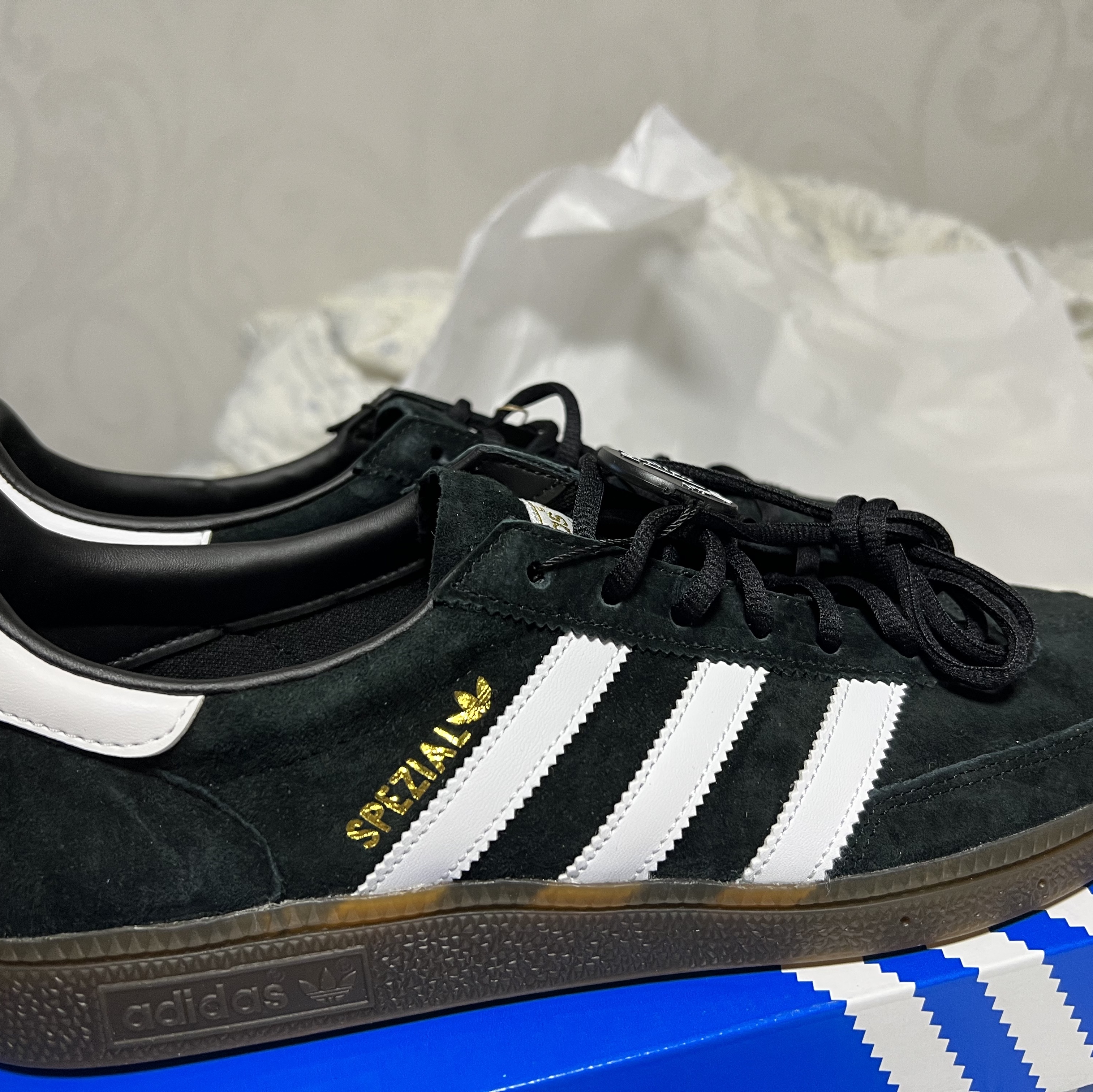 Adidas Spezial Handball Core Black 착용 스타일 - 2