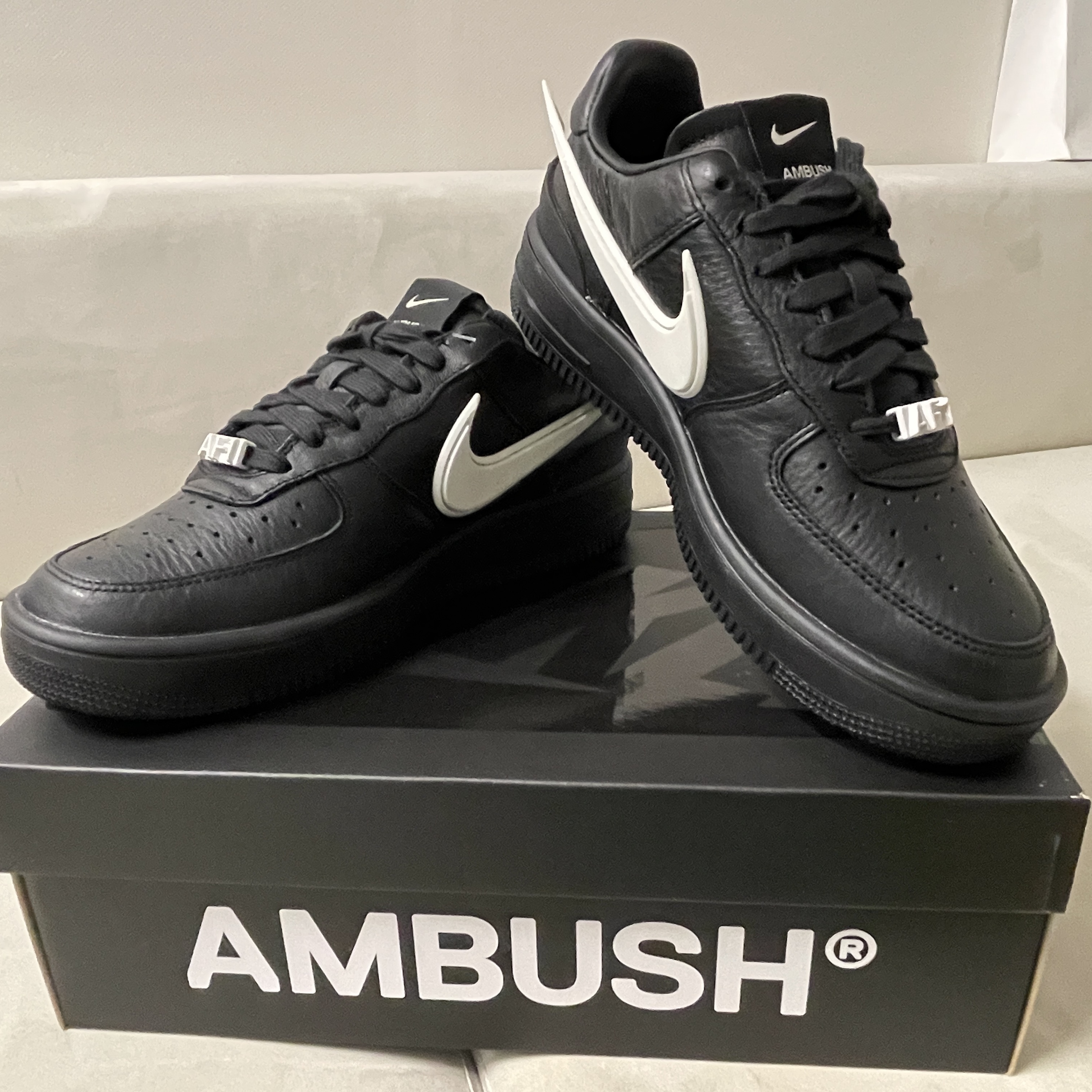Nike x Ambush Air Force 1 Low SP Black 착용 스타일 - 1
