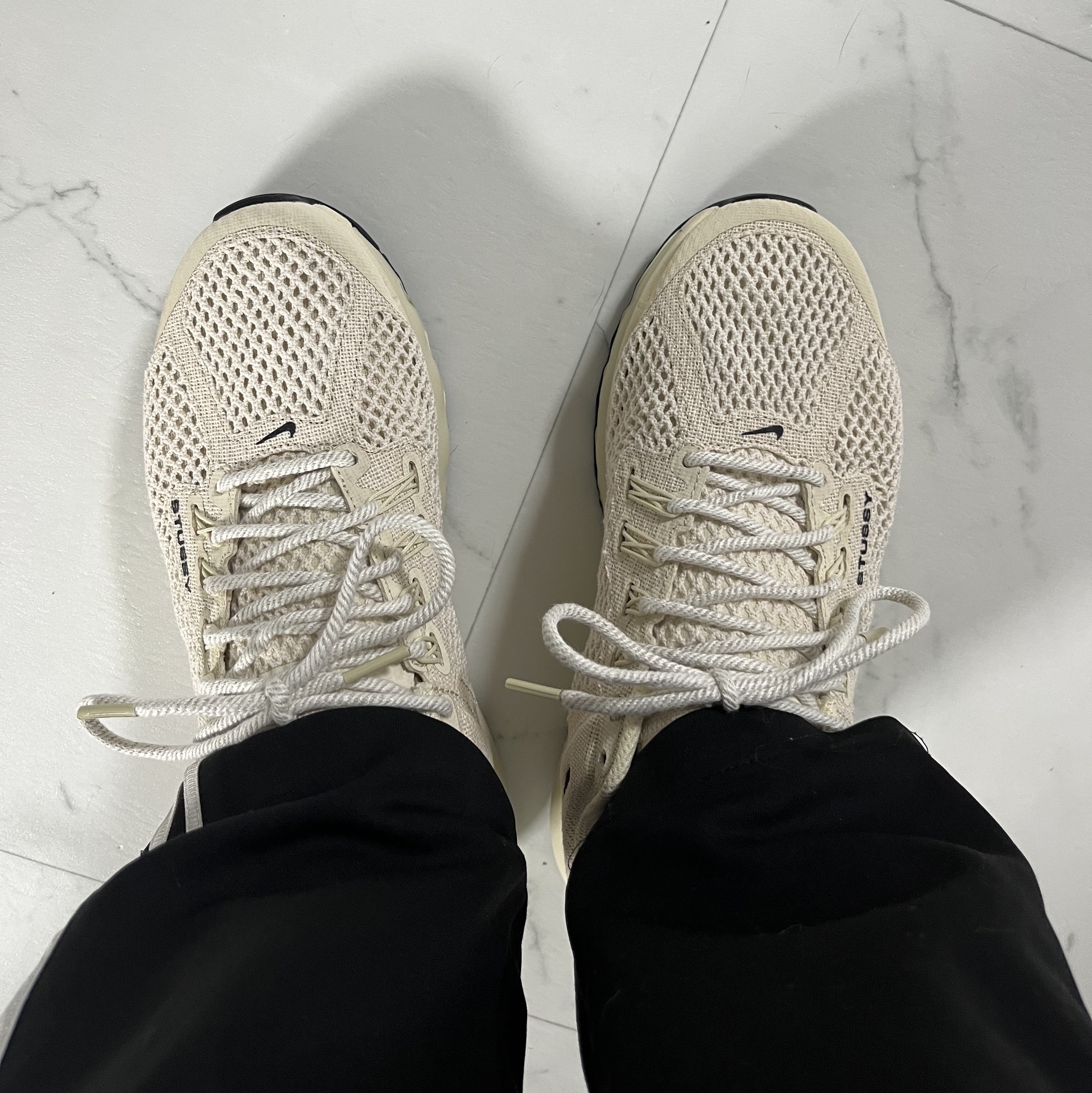 Nike x Stussy Air Max 2013 Fossil 착용 스타일