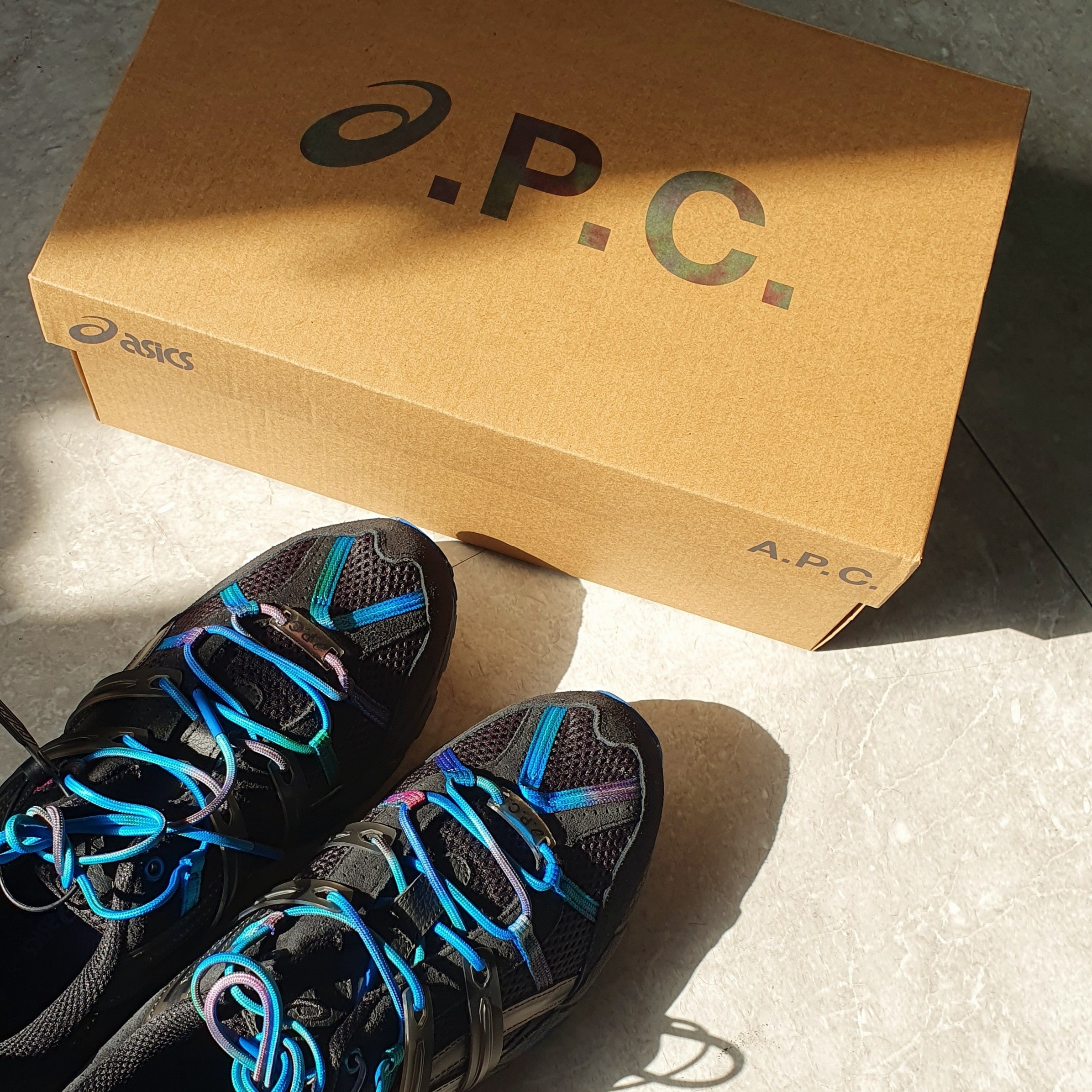 Asics x A.P.C. Gel-Sonoma 15-50 Black 착용 스타일 - 1