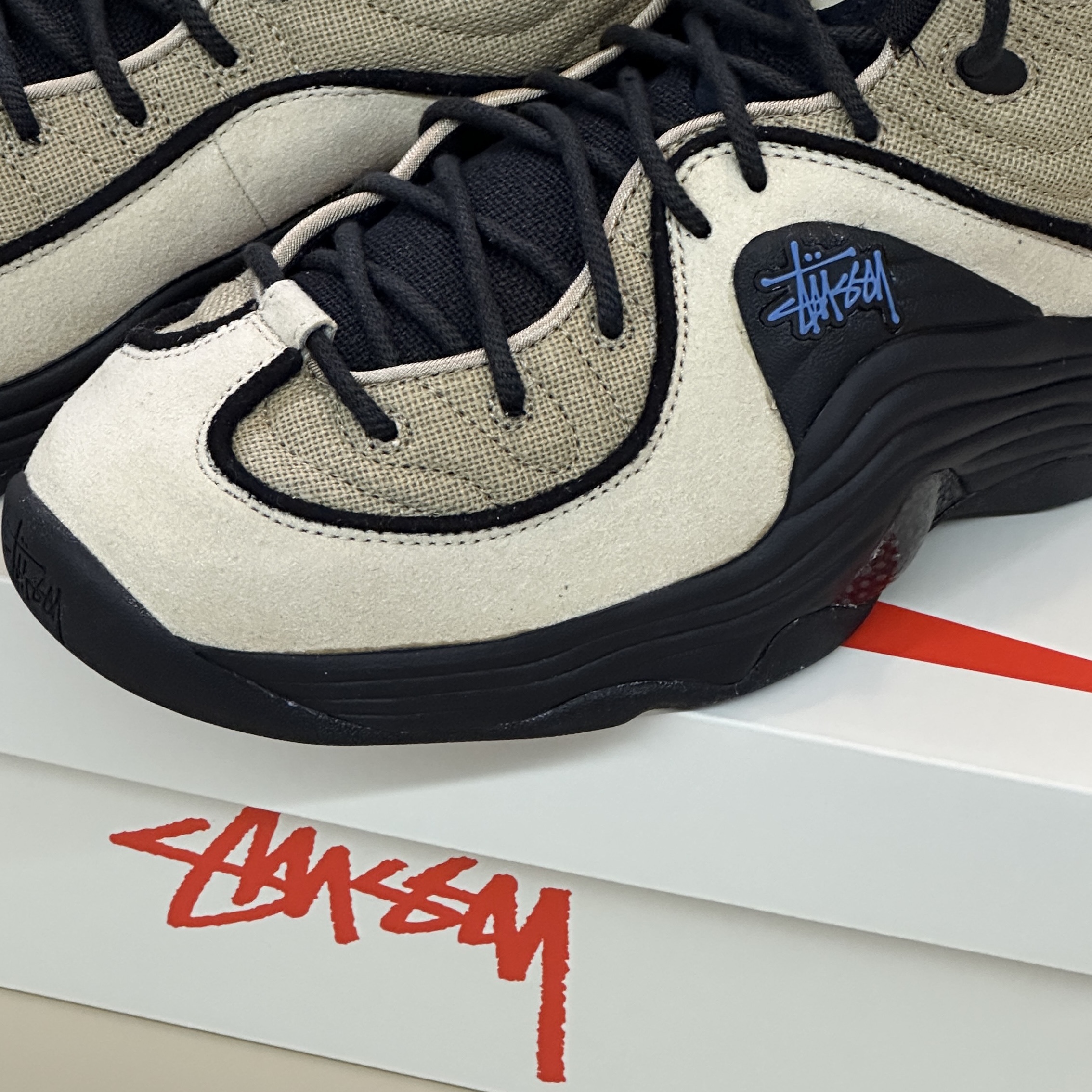 Nike x Stussy Air Penny II Rattan and Limestone 착용 스타일 - 3