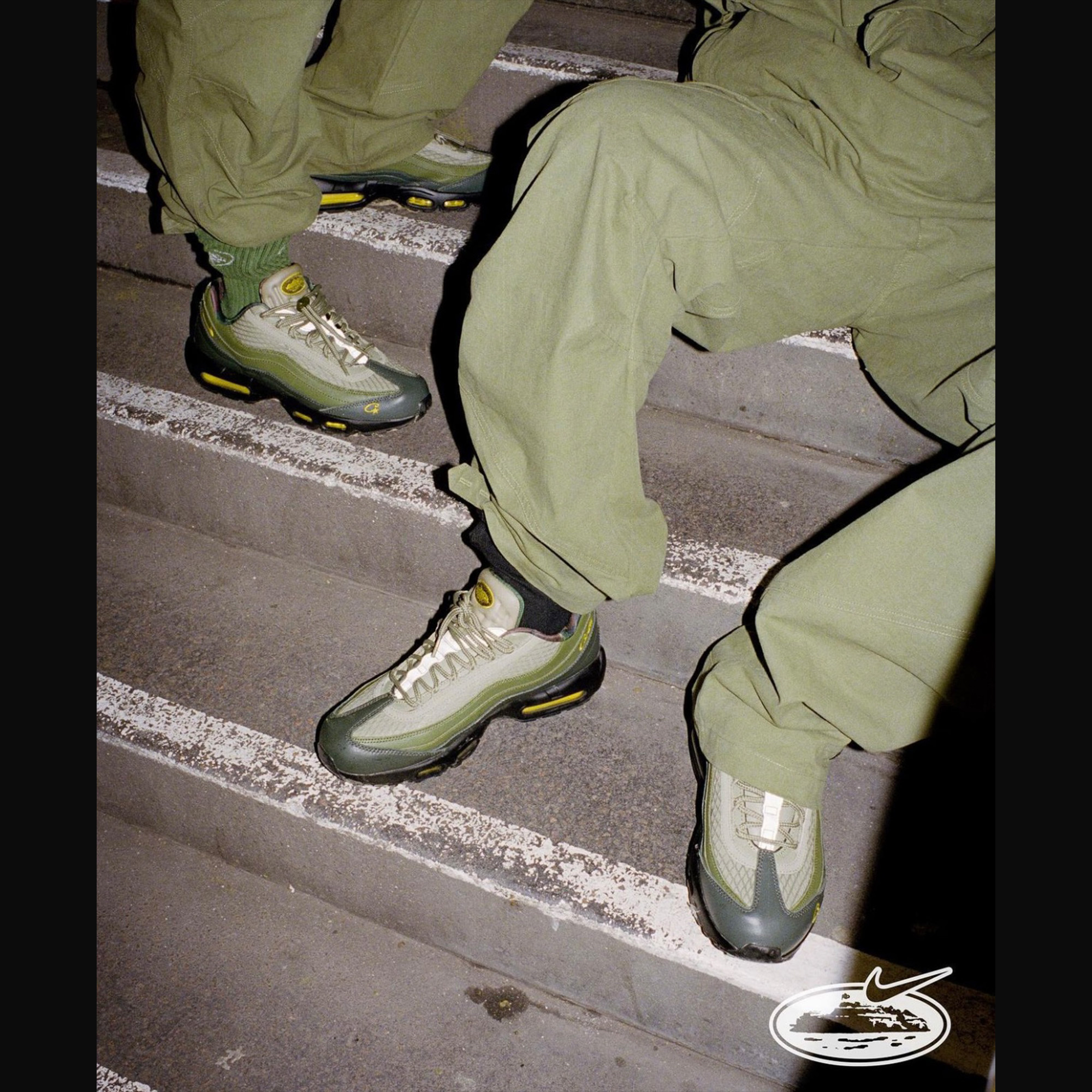 Nike x Corteiz Air Max 95 Sequoia 착용 스타일 - 2