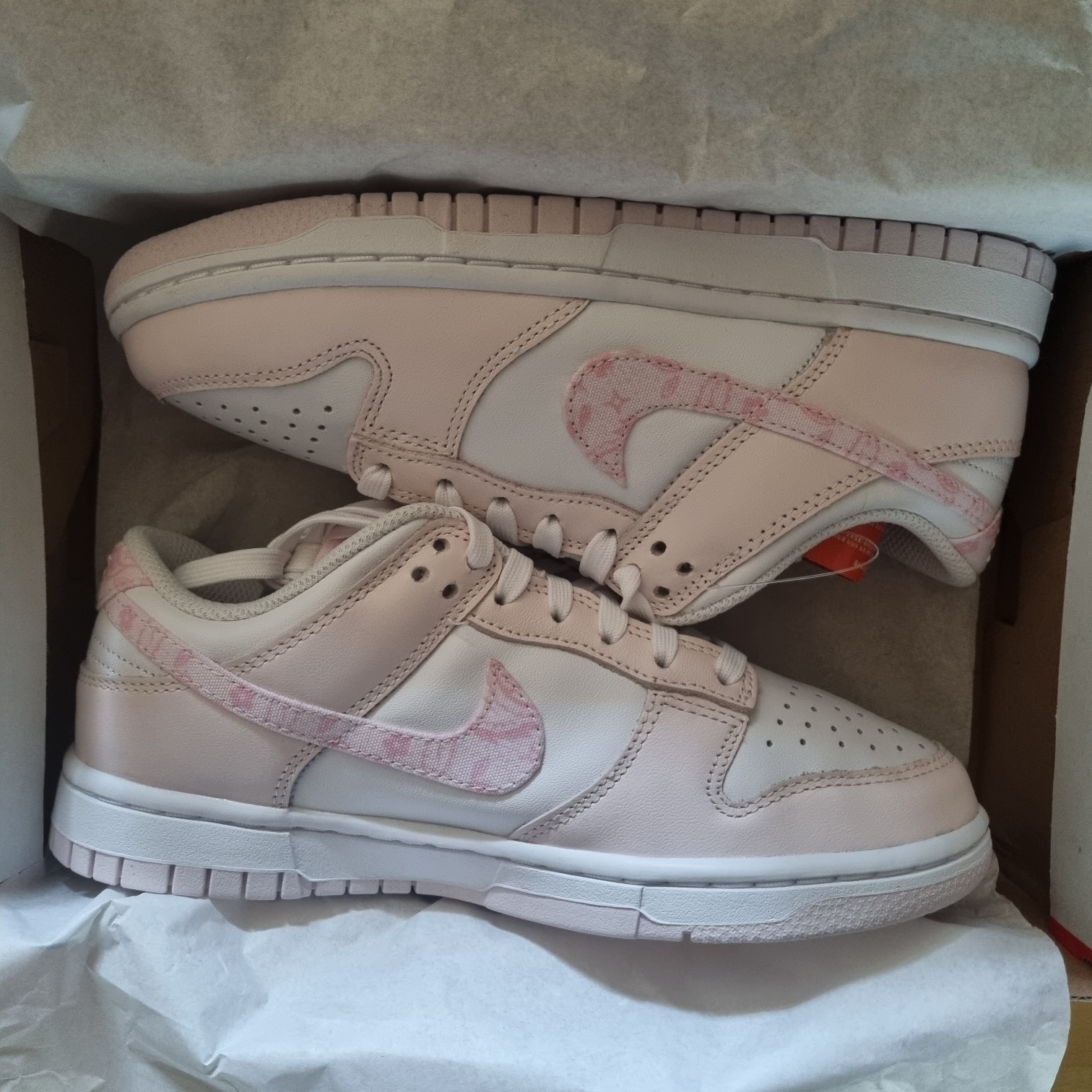 (W) Nike Dunk Low Pearl Pink 착용 스타일