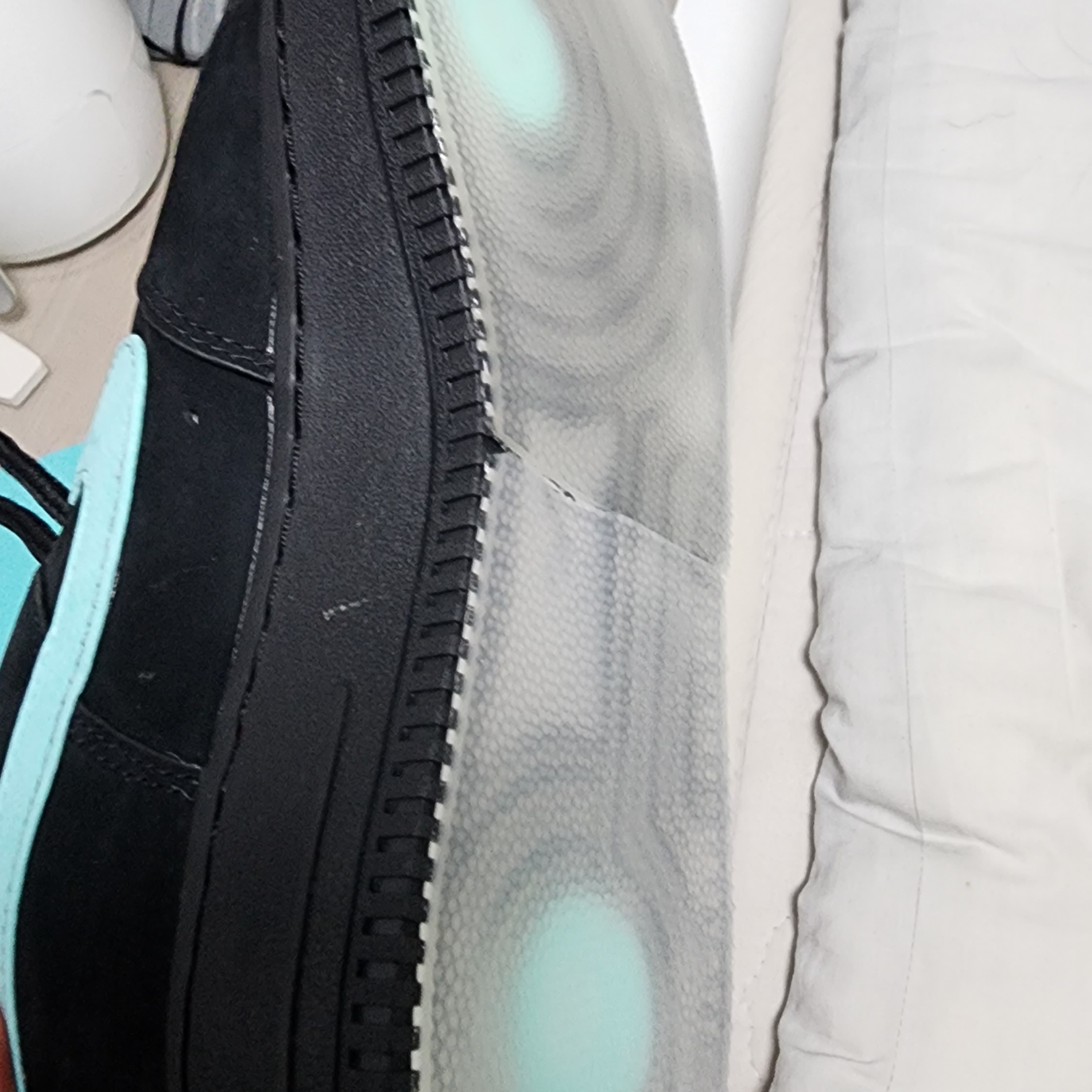 Nike x Tiffany & Co. Air Force 1 Low SP 1837 착용 스타일 - 3