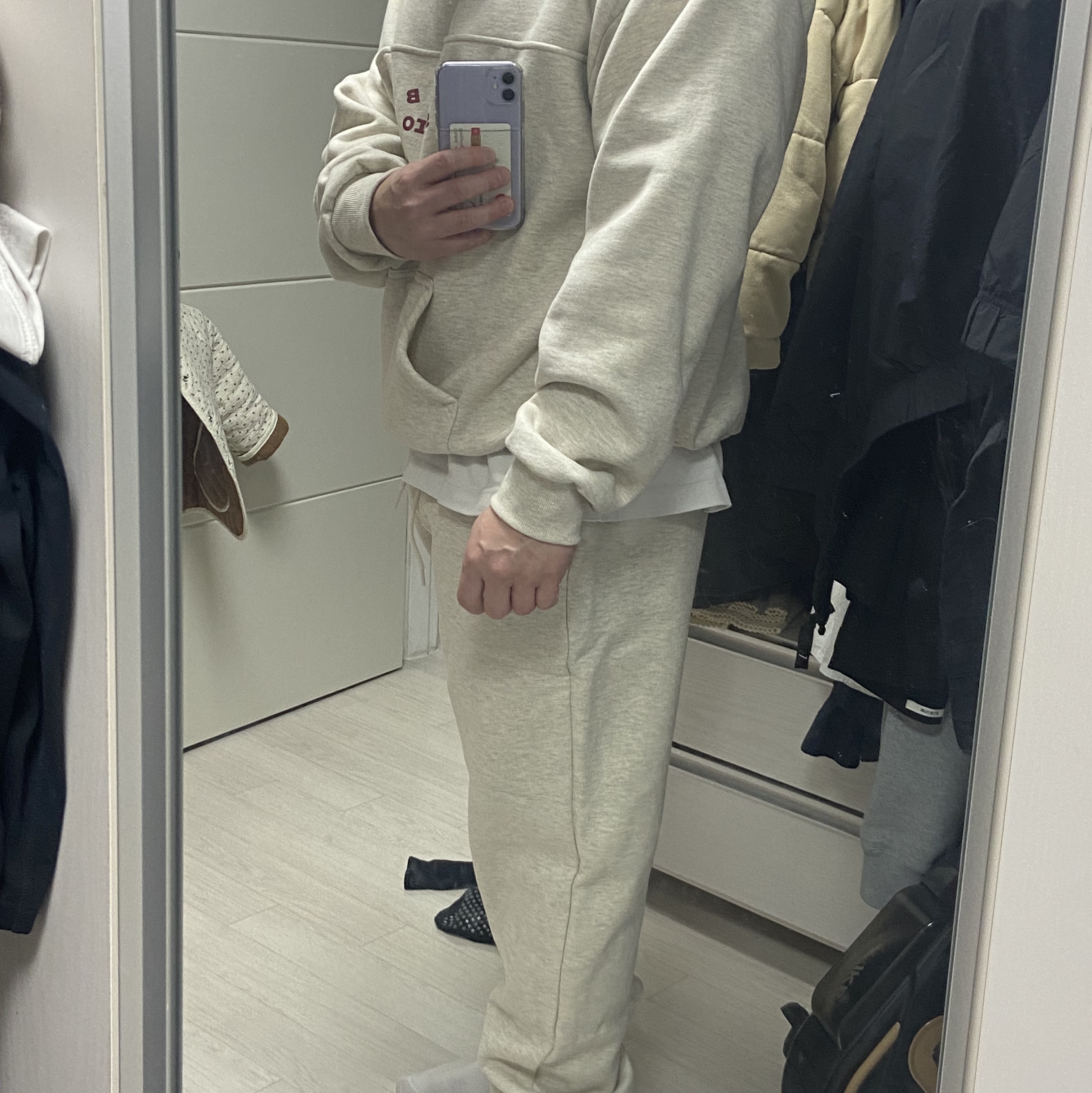 IAB Studio Half Zip-Up Oatmeal Burgundy, IAB Studio Sweatpants Oatmeal Burgundy - 23SS 착용 스타일 - 2