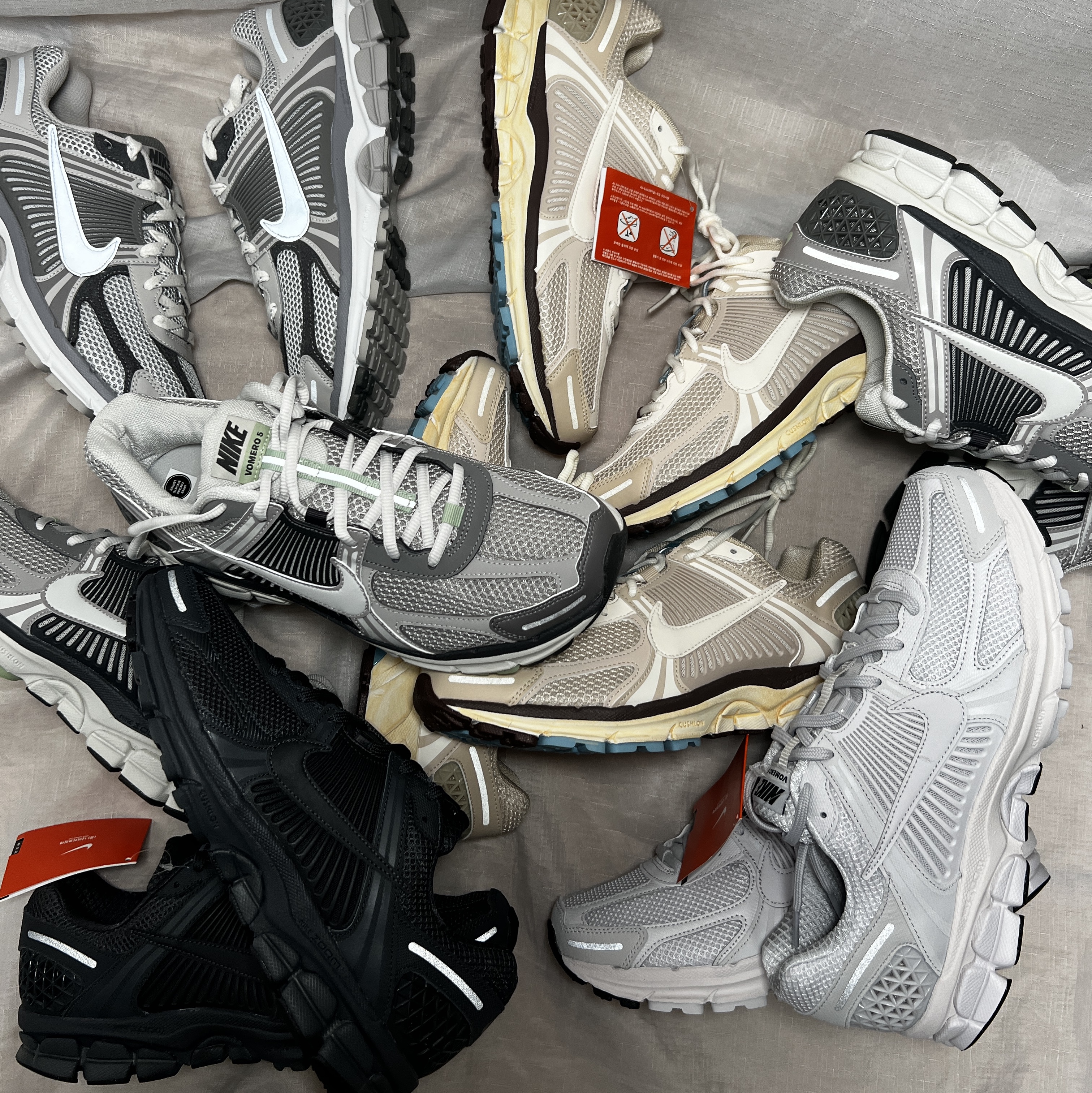 Nike Zoom Vomero 5 PRM Light Iron Ore and Flat Fewter, (W) Nike Zoom Vomero 5 Oatmeal 착용 스타일