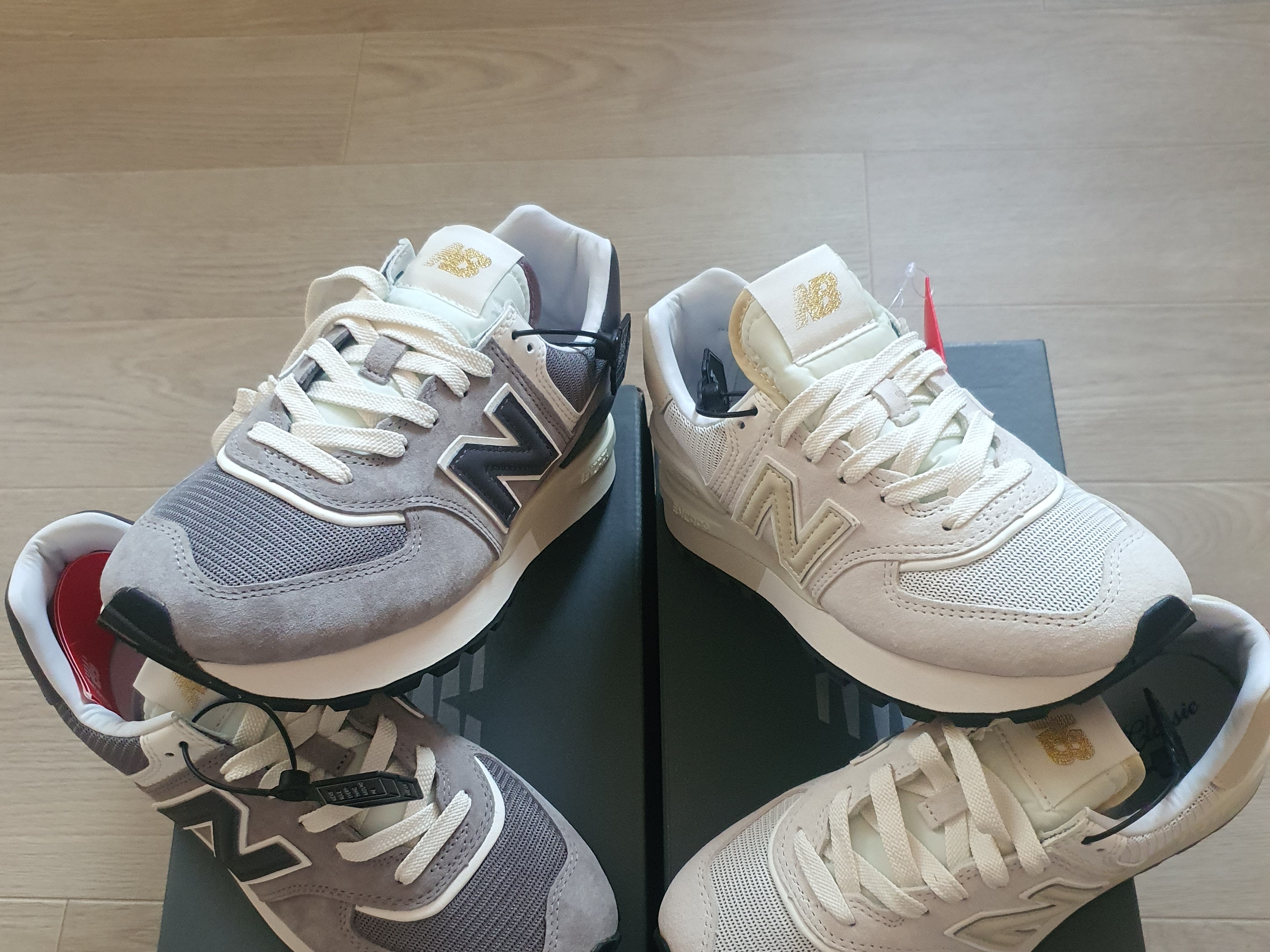 New Balance 574 Legacy Grey 착용 스타일 - 2