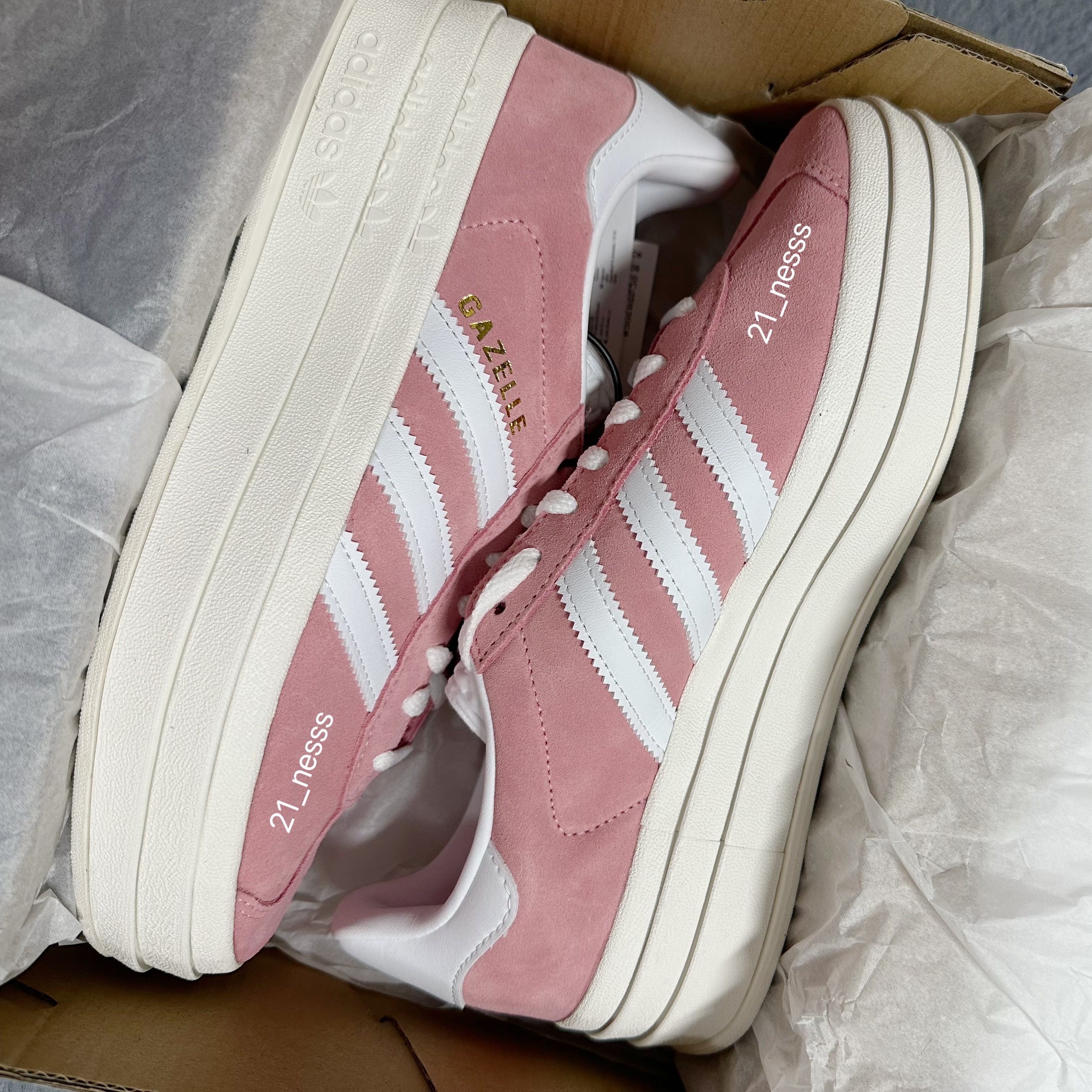(W) Adidas Gazelle Bold Super Pop 착용 스타일