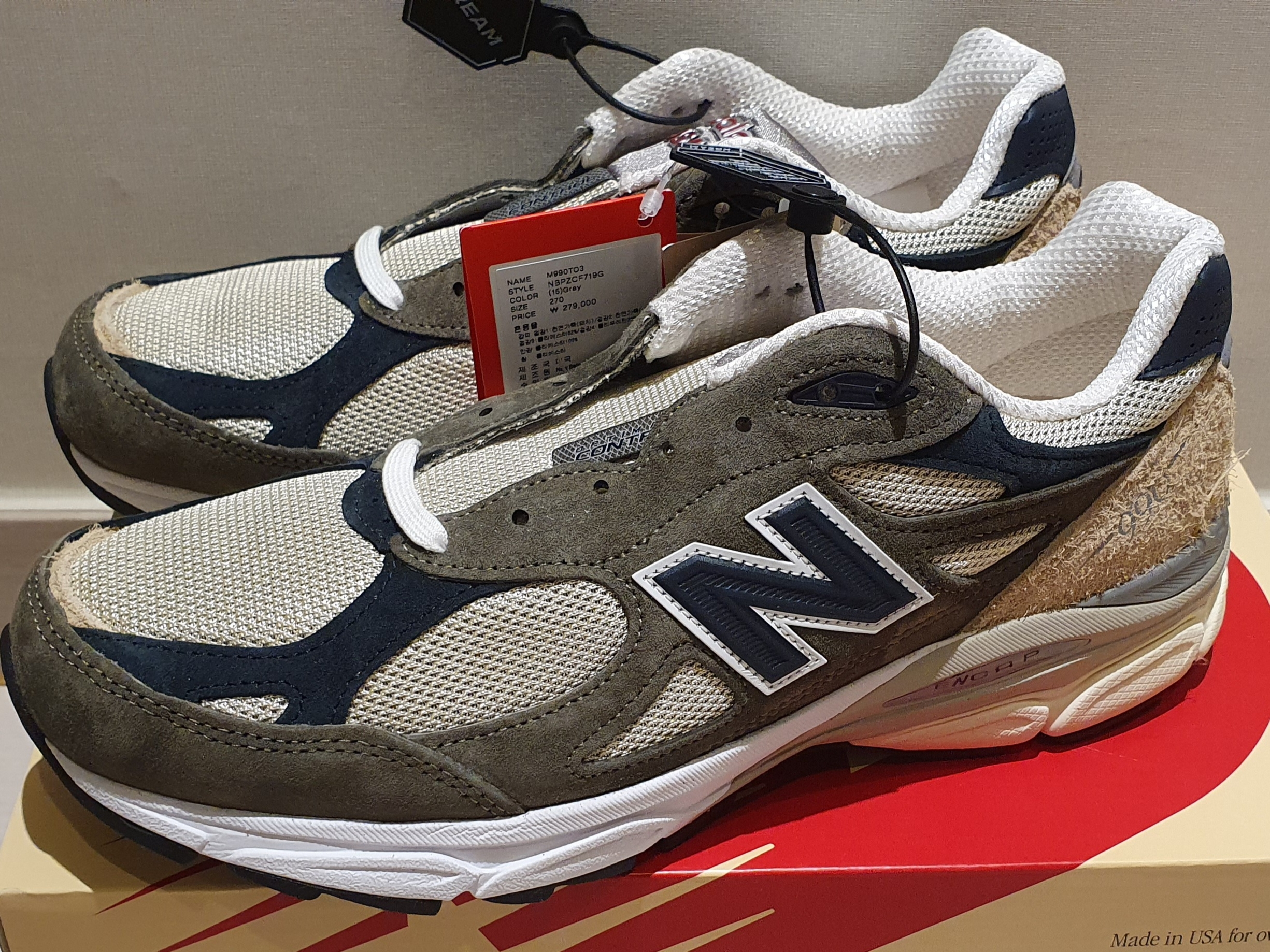 New Balance 990v3 Made in USA Olive 착용 스타일 - 2