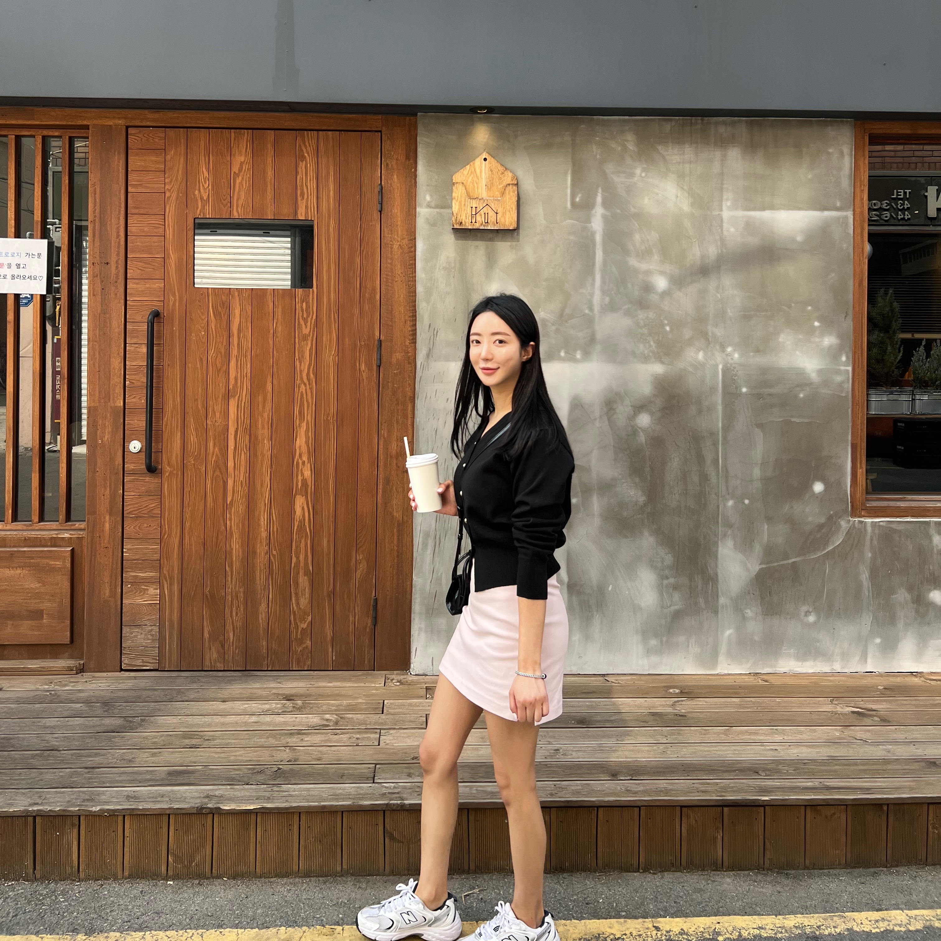New Balance 530 White Silver 착용 스타일 - 1