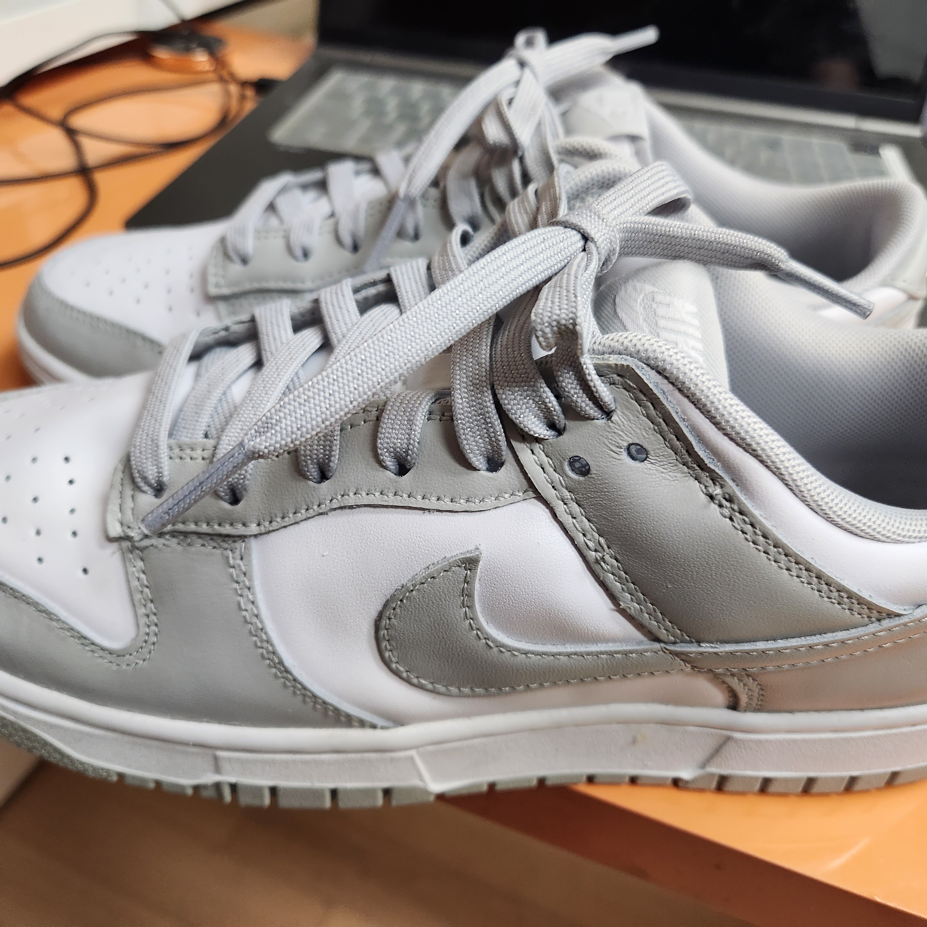Nike Dunk Low Retro Grey Fog 착용 스타일 - 3