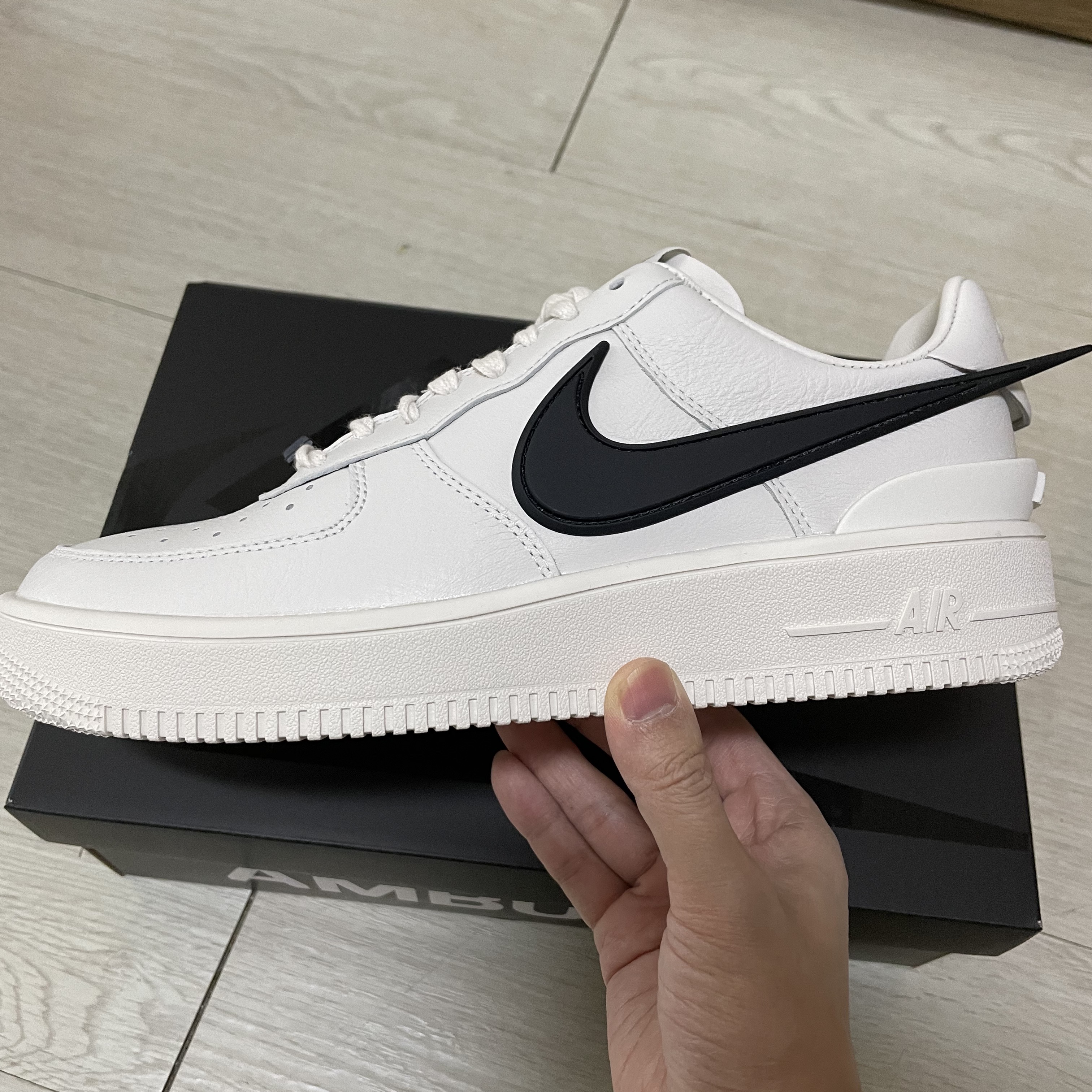 Nike x Ambush Air Force 1 Low SP Phantom 착용 스타일 - 1