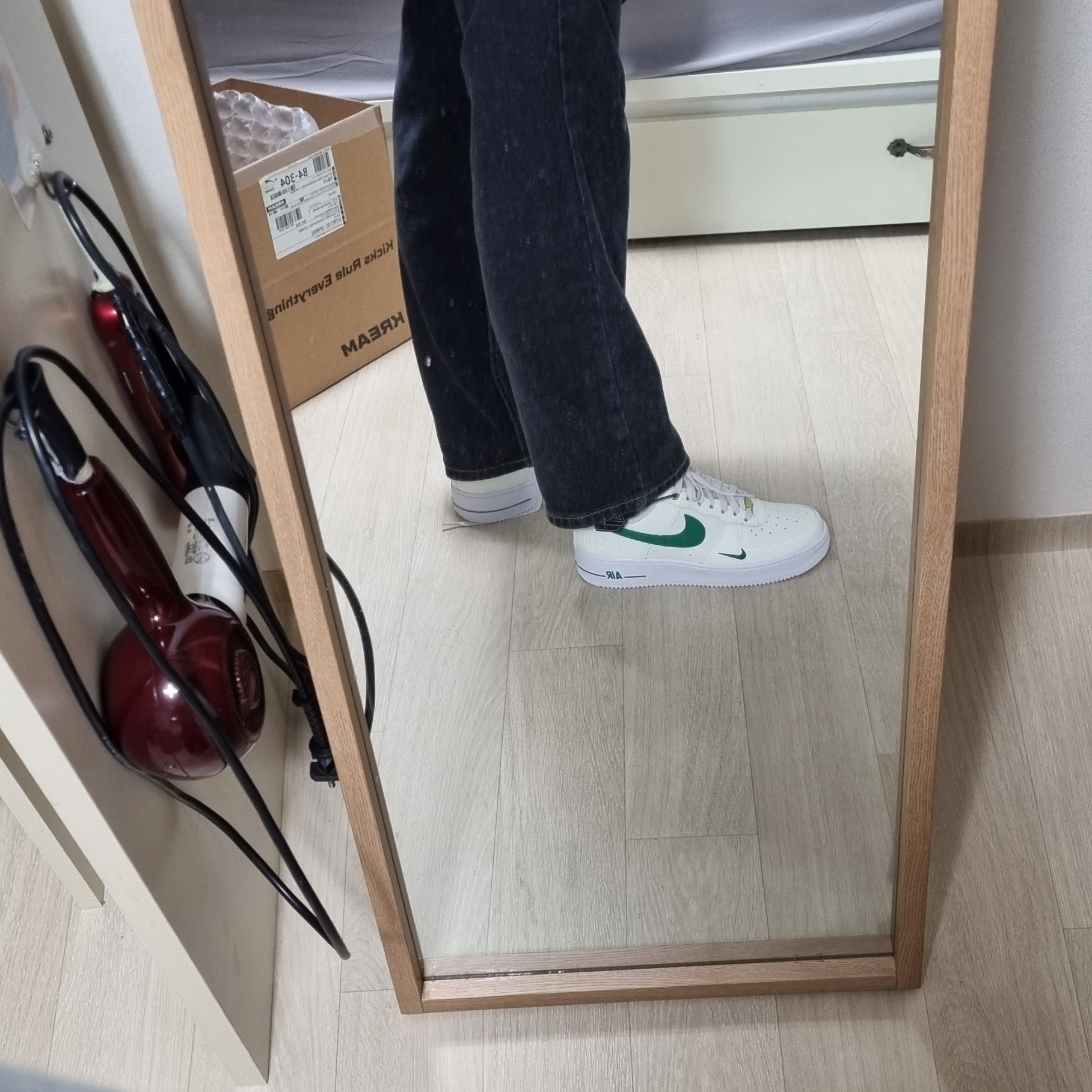 (W) Nike Air Force 1 '07 SE 40th Anniversary Join Forces Sail Malachite 착용 스타일
