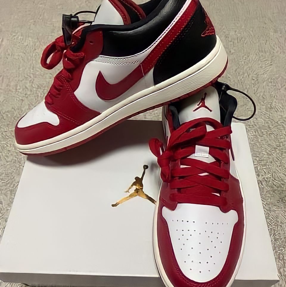 (W) Jordan 1 Low White Gym Red 착용 스타일