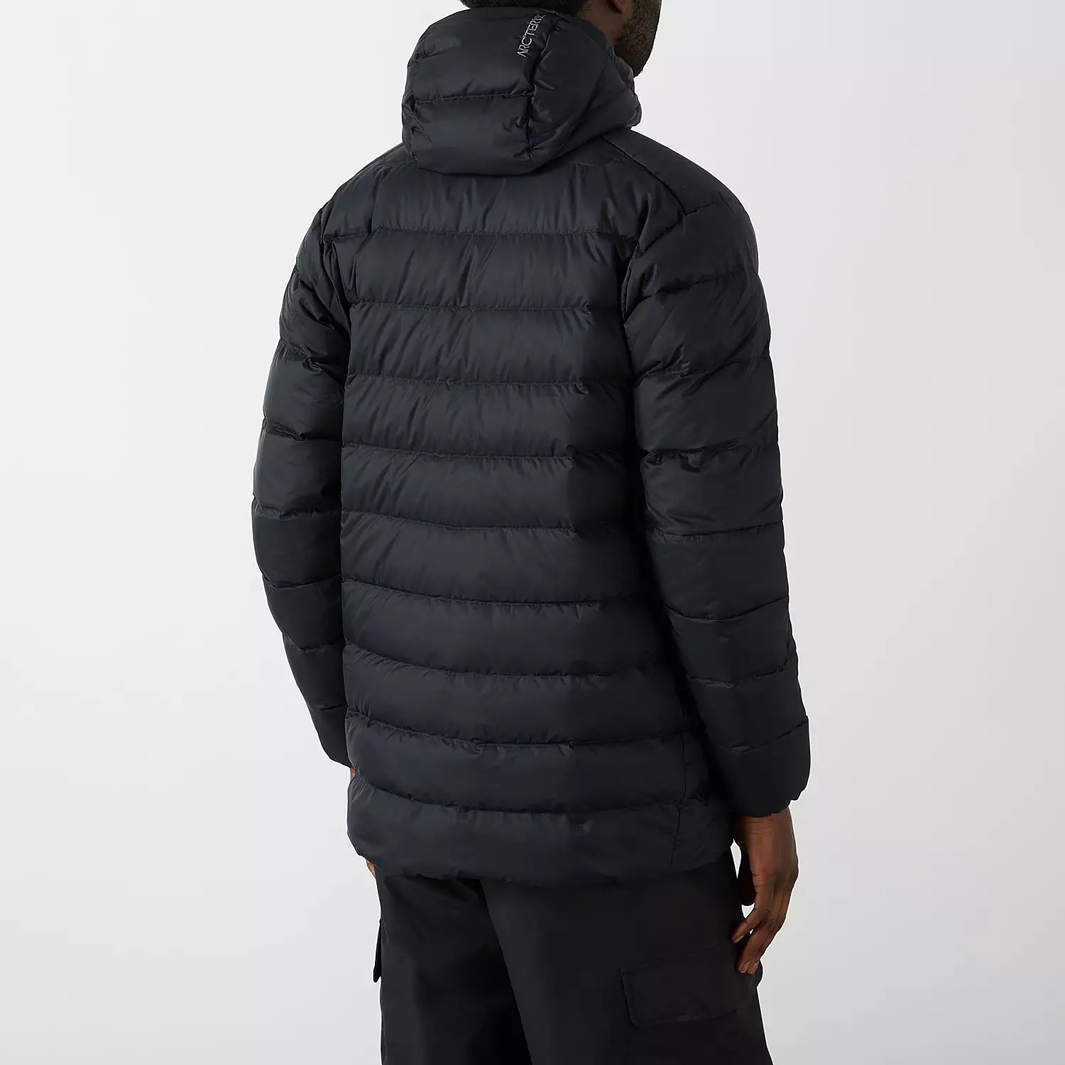Arc'teryx Thorium Parka Black 착용 스타일 - 3