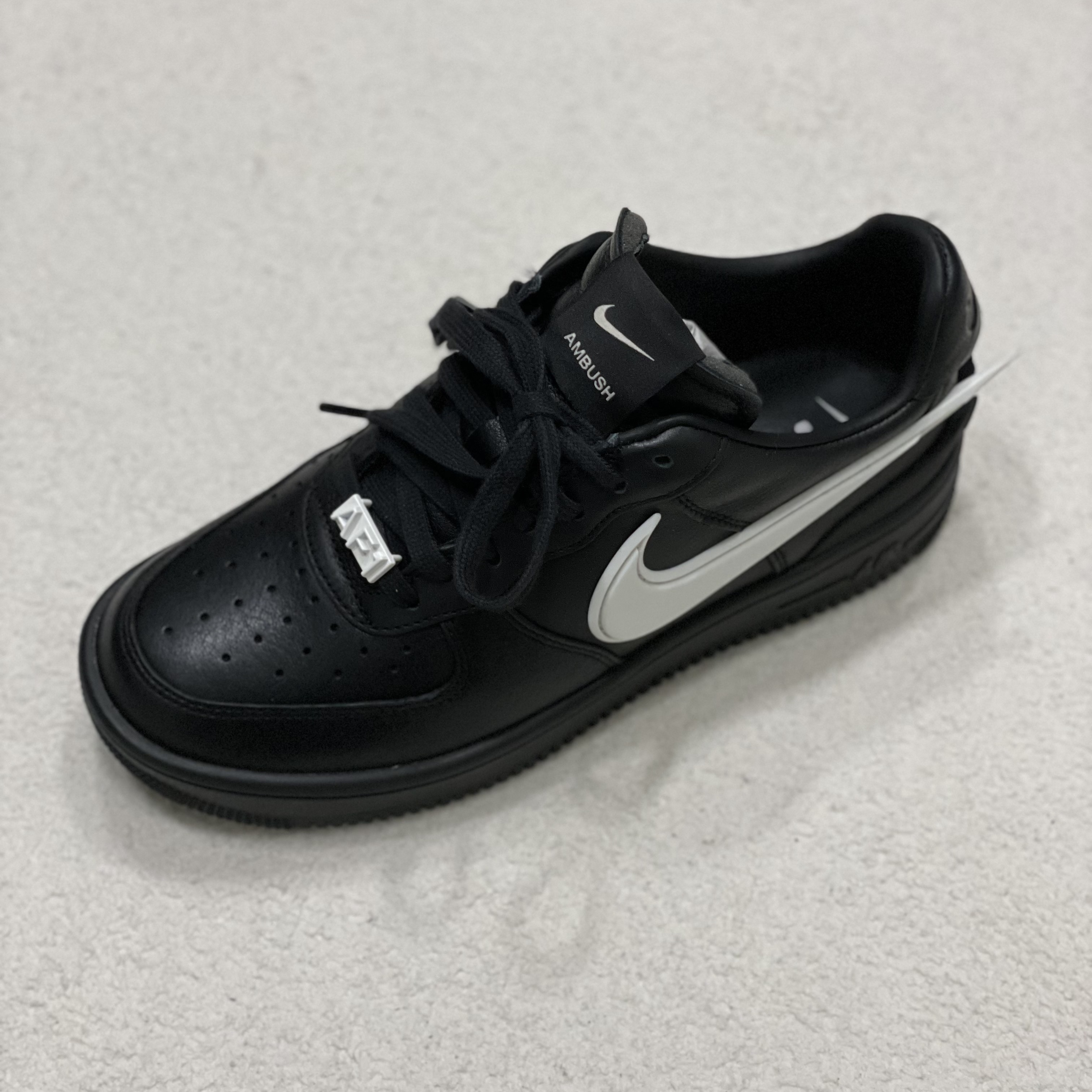 Nike x Ambush Air Force 1 Low SP Black 착용 스타일 - 2