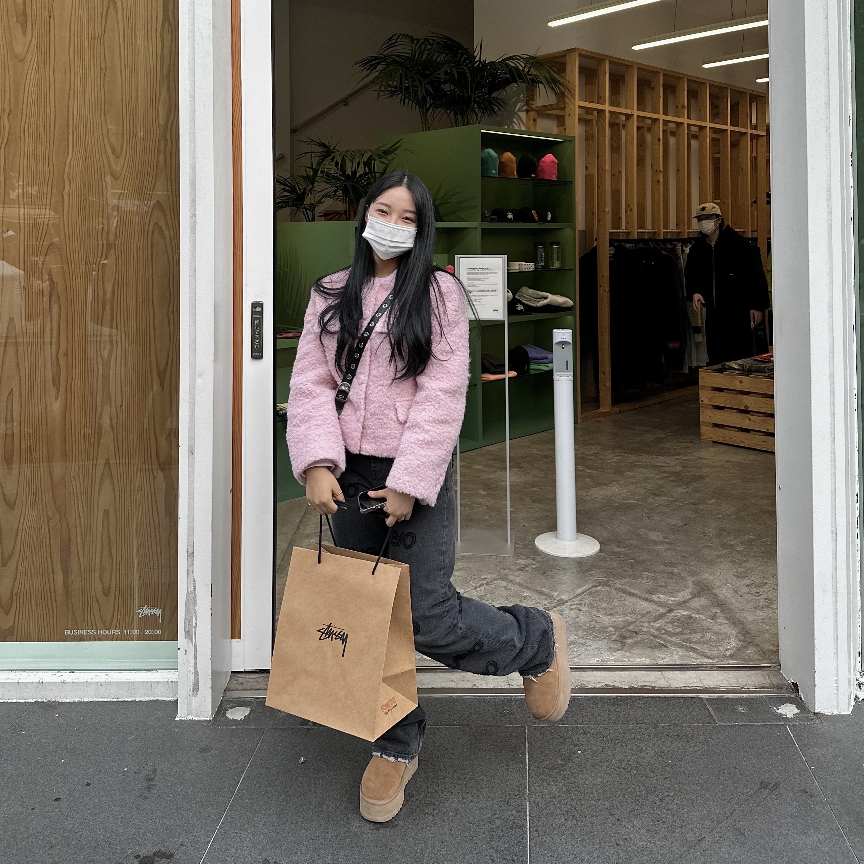 (W) UGG Classic Mini Platform Boots Chestnut 착용 스타일