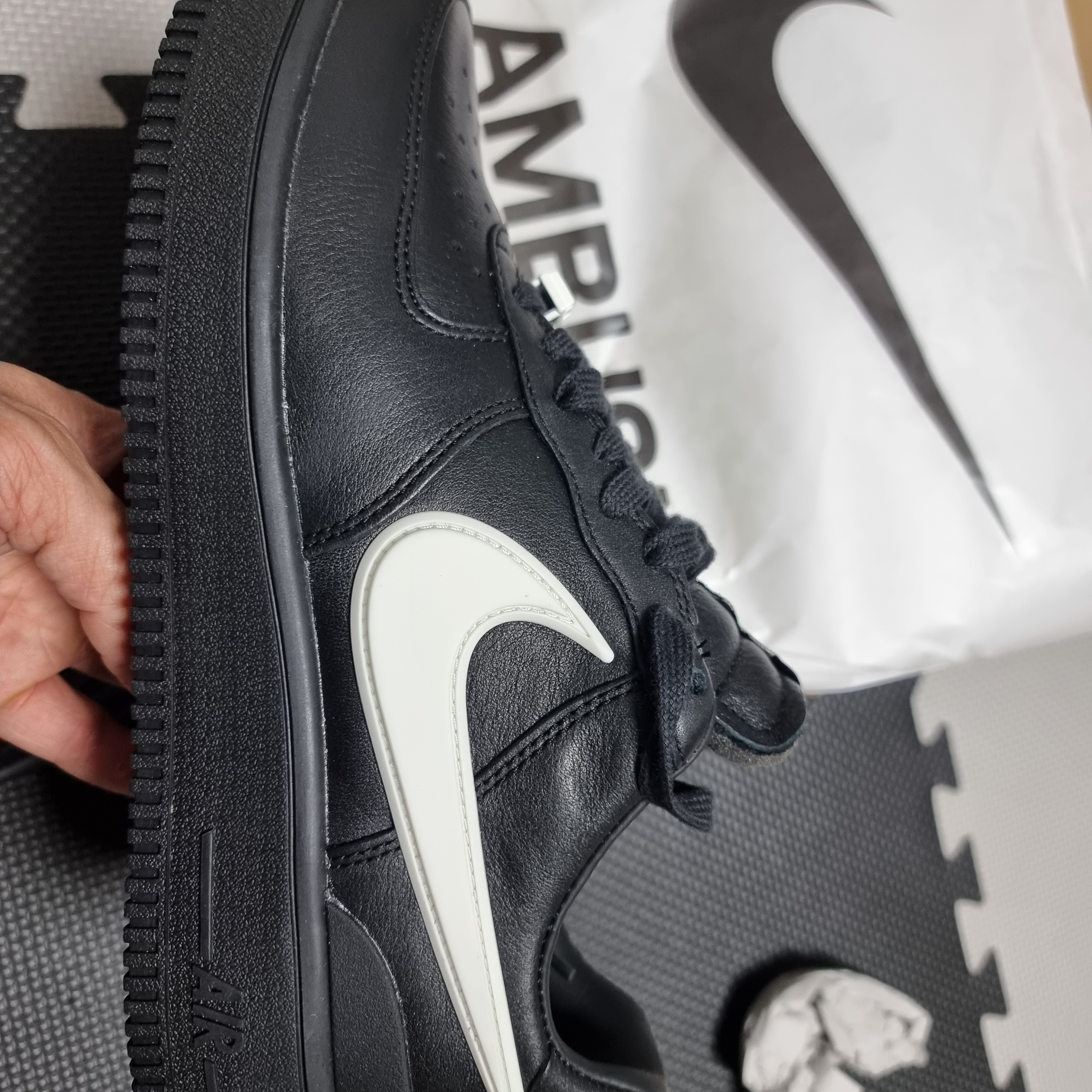Nike x Ambush Air Force 1 Low SP Black 착용 스타일 - 4