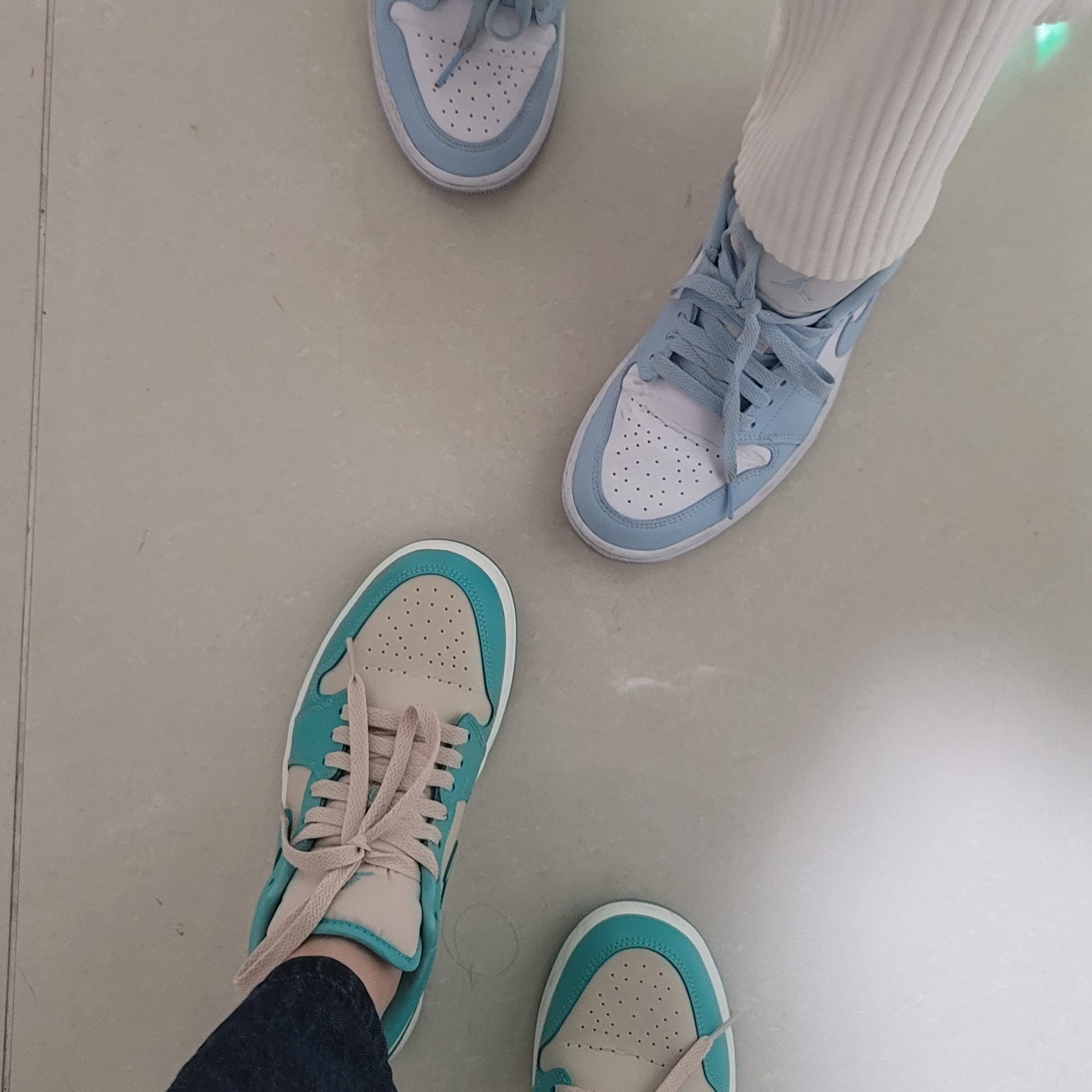 (W) Jordan 1 Low Sanddrift Washed Teal 착용 스타일