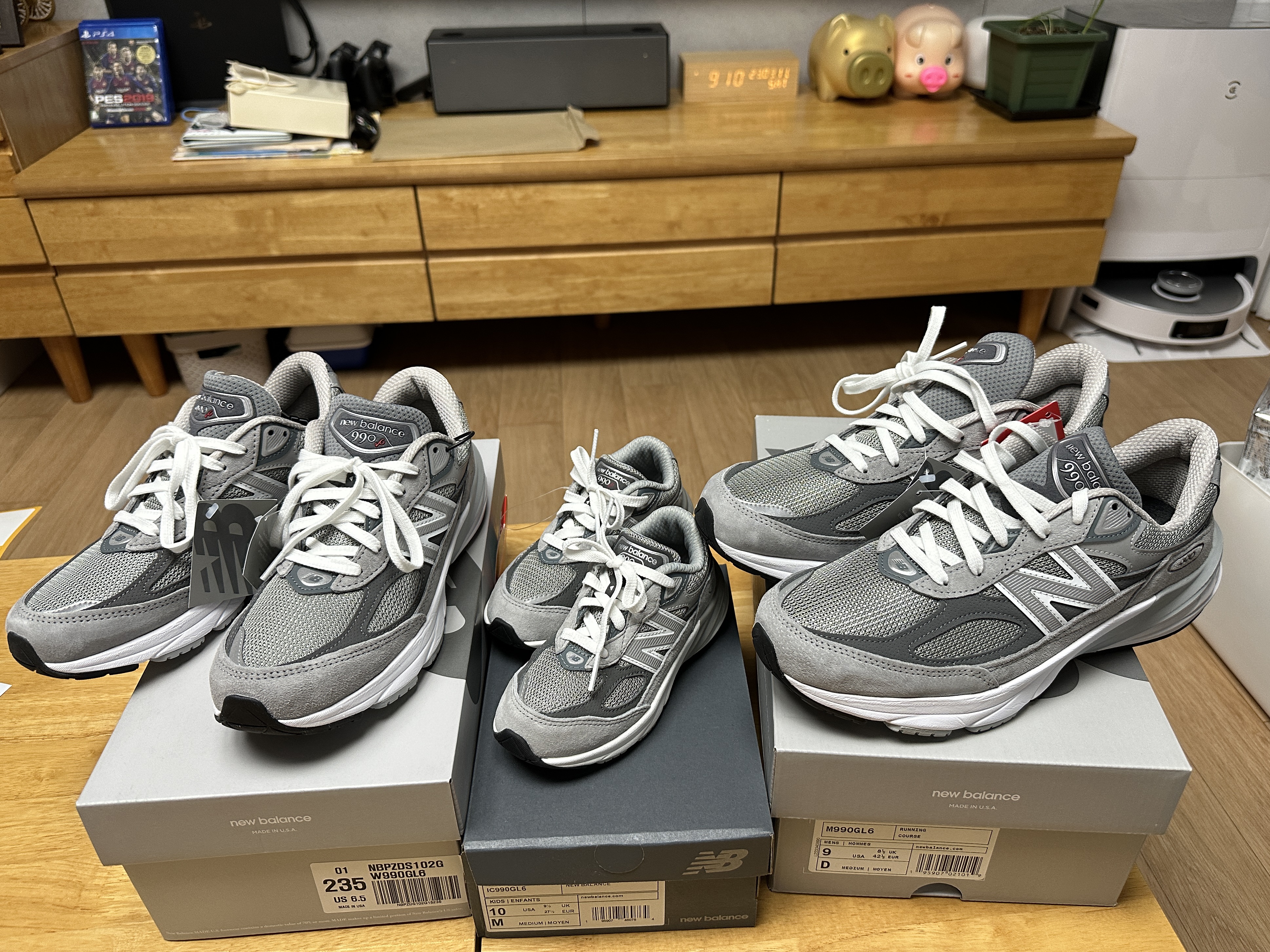 (W) New Balance 990v6 Made in USA Grey - B Standard, New Balance 990v6 Made in USA Grey - D Standard 착용 스타일 - 2