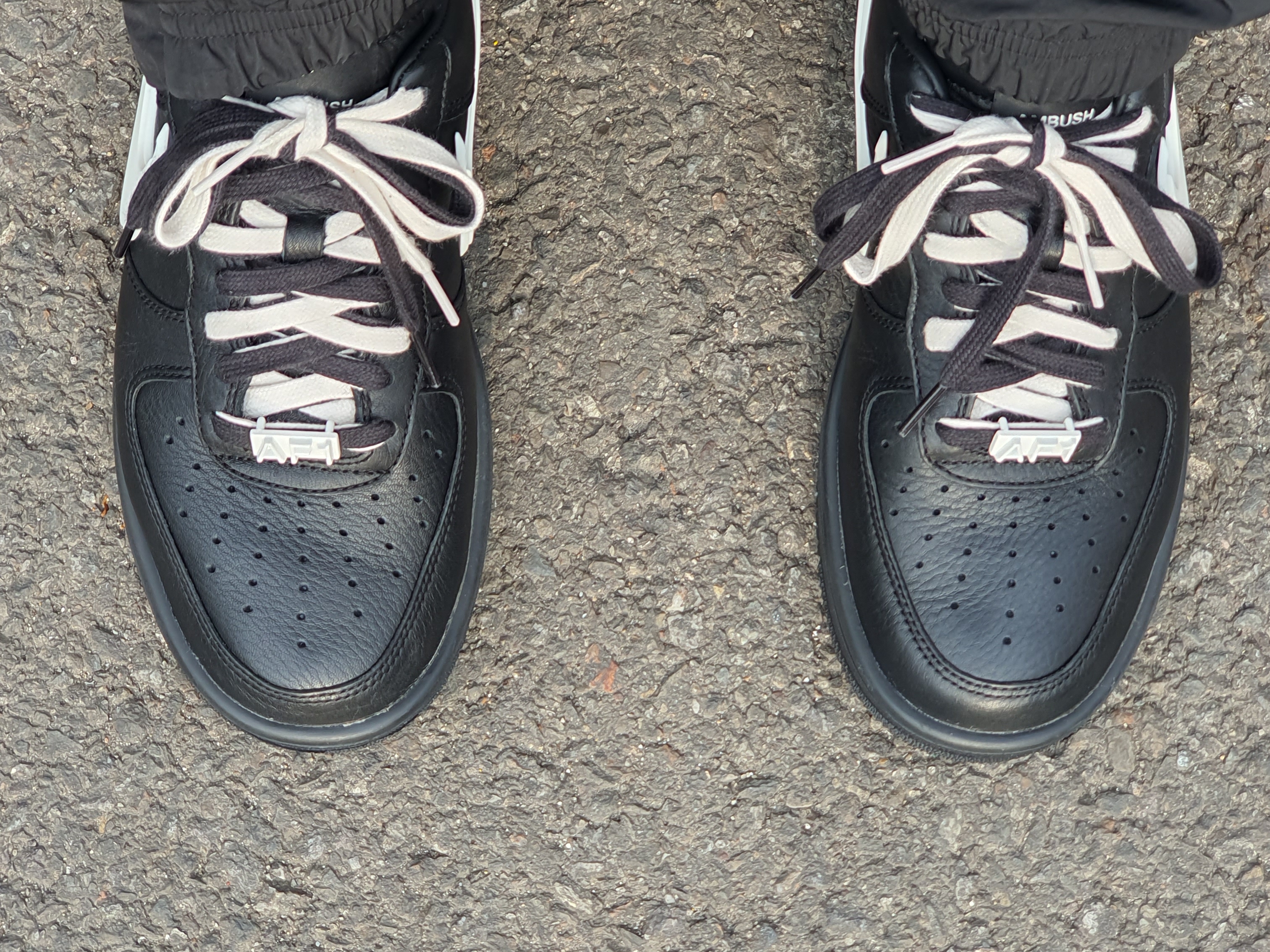 Nike x Ambush Air Force 1 Low SP Black, Nike x Ambush Air Force 1 Low SP Phantom 착용 스타일 - 1