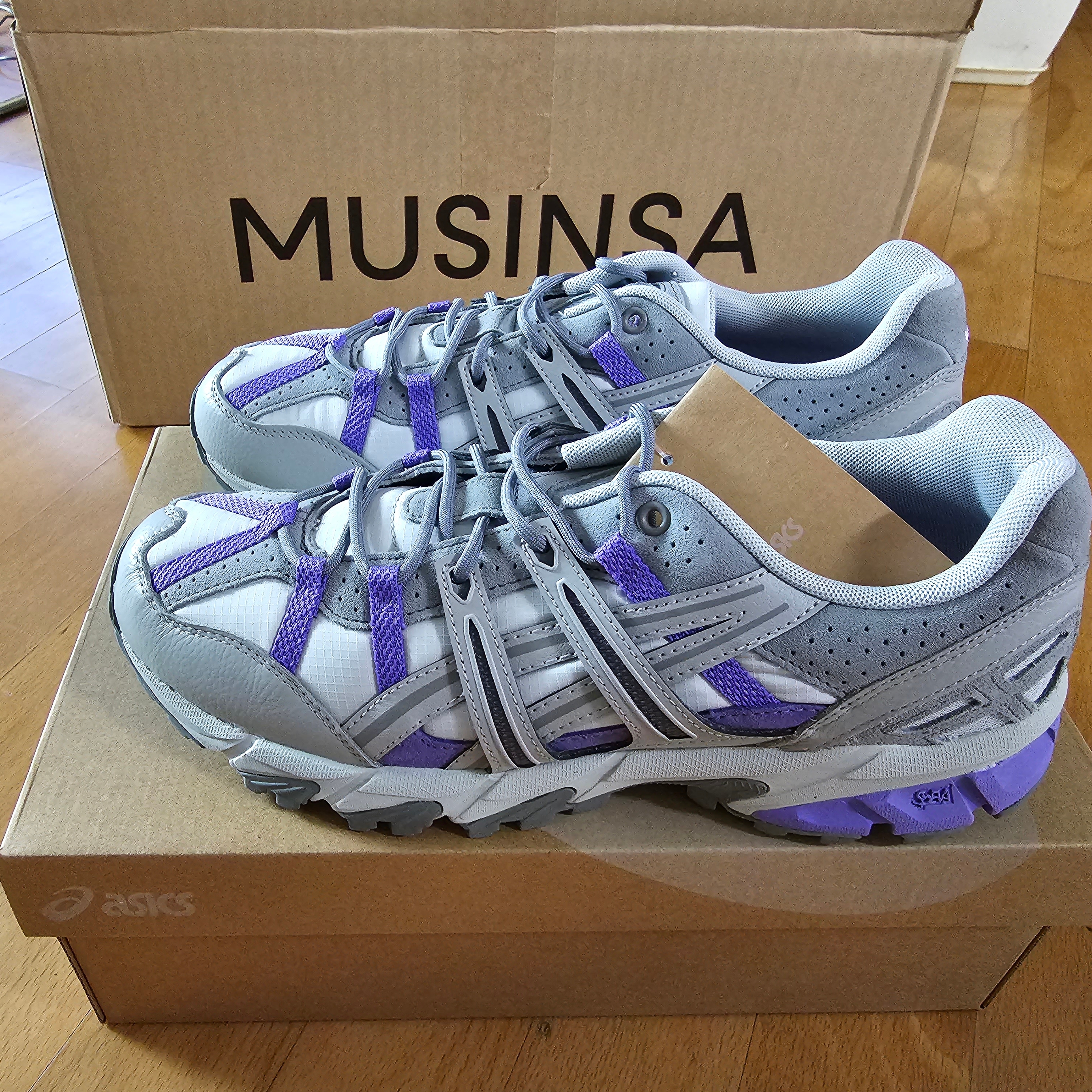 (W) Asics Gel-Sonoma 15-50 Glacier Grey Oyster Grey 착용 스타일 - 3