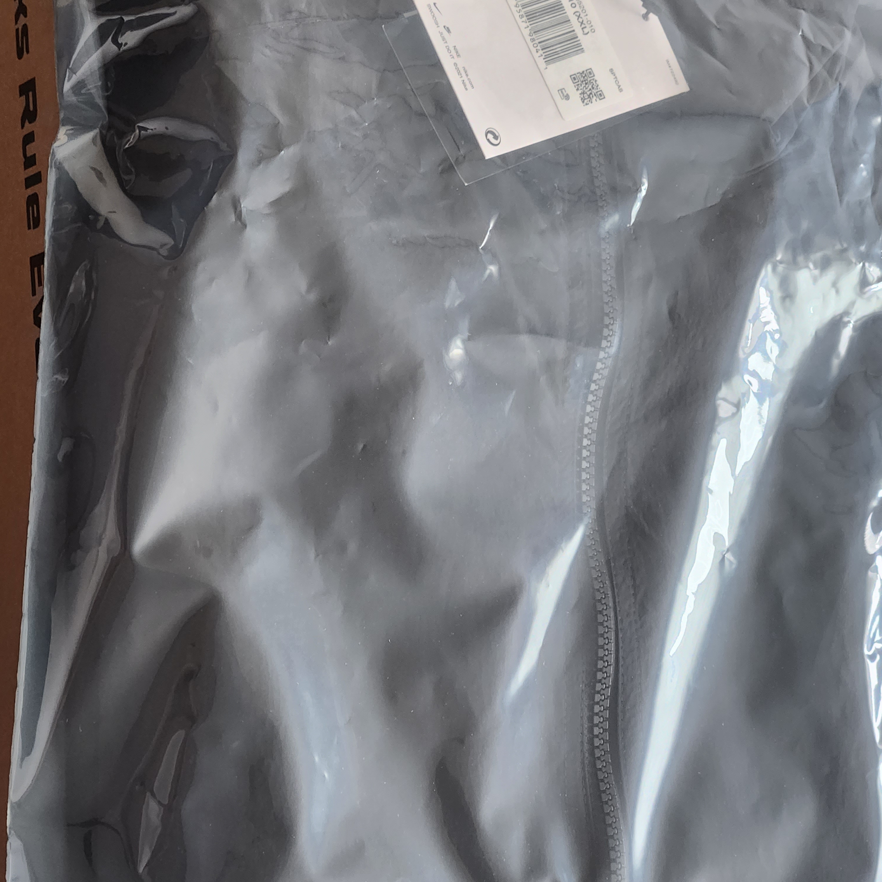 Nike NRG Solo Swoosh Woven Track Jacket Black - Asia, Nike NRG Solo Swoosh Woven Track Pants Black White - Asia 착용 스타일 - 1