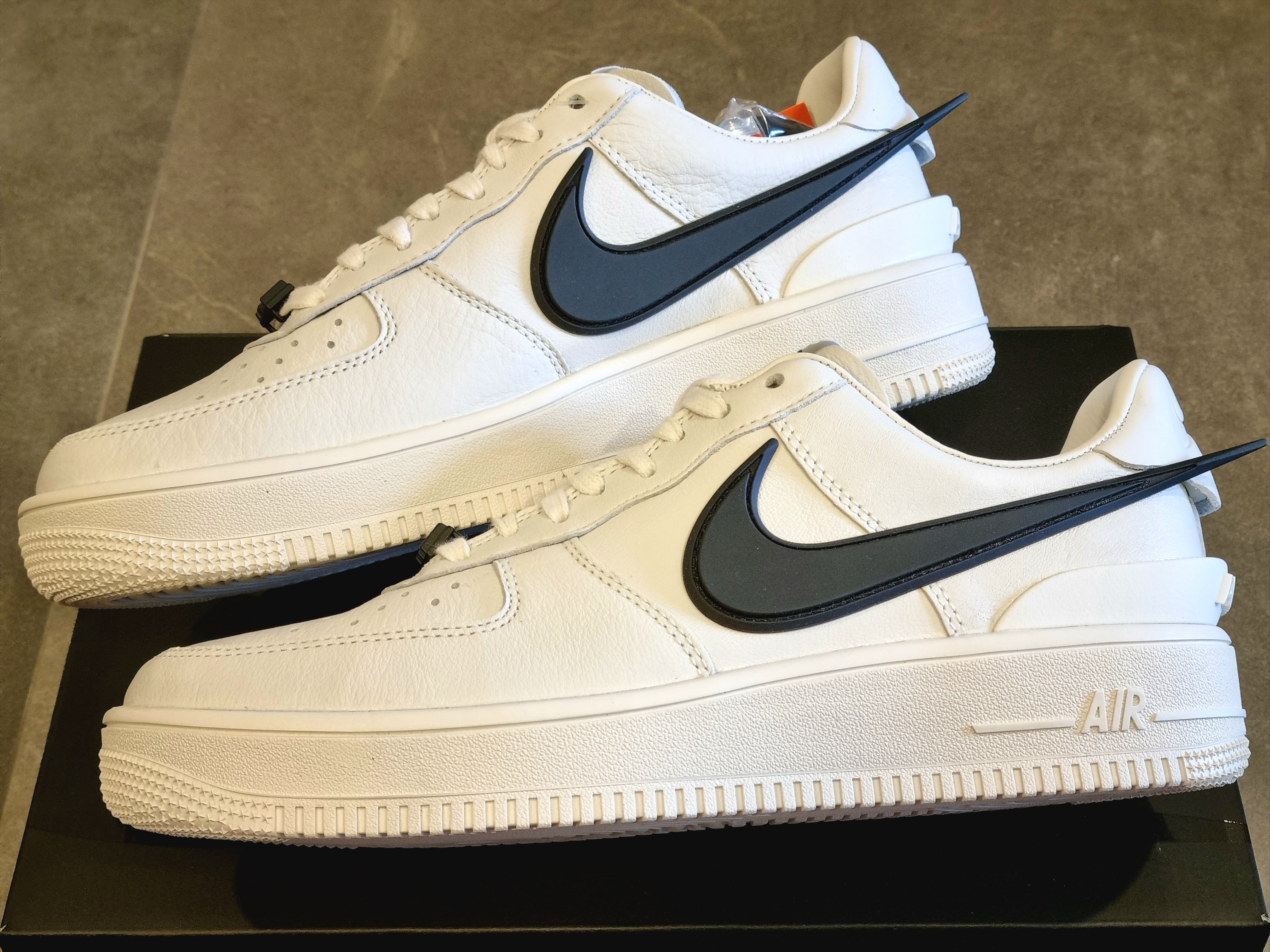 Nike x Ambush Air Force 1 Low SP Phantom 착용 스타일 - 3