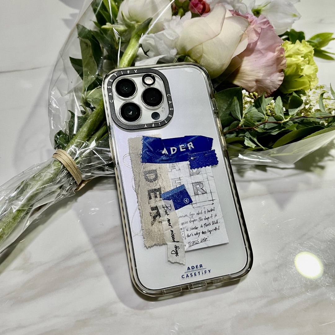 Casetify x Ader Error Sketch Impact iPhone Case 착용 스타일