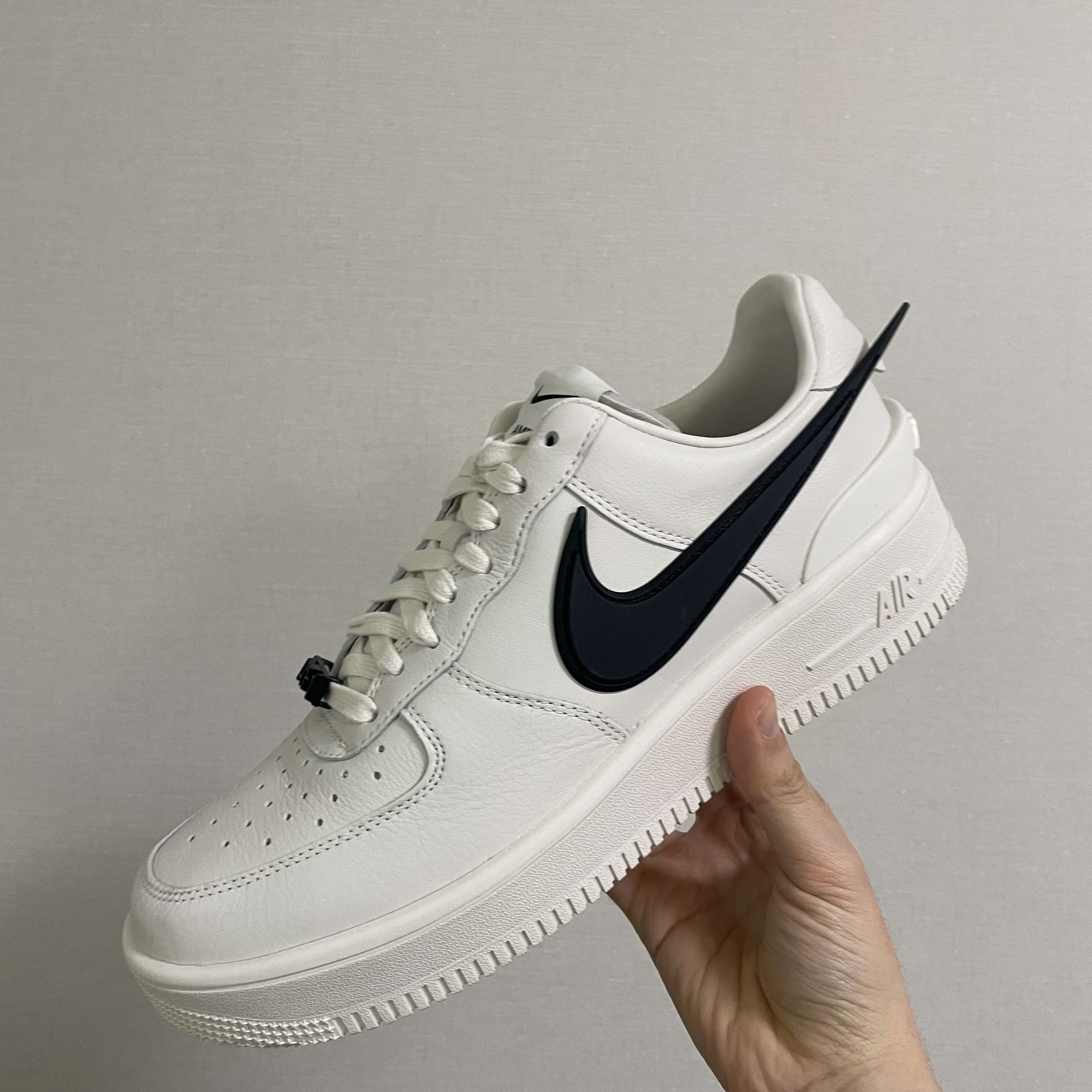 Nike x Ambush Air Force 1 Low SP Black, Nike x Ambush Air Force 1 Low SP Phantom 착용 스타일 - 2