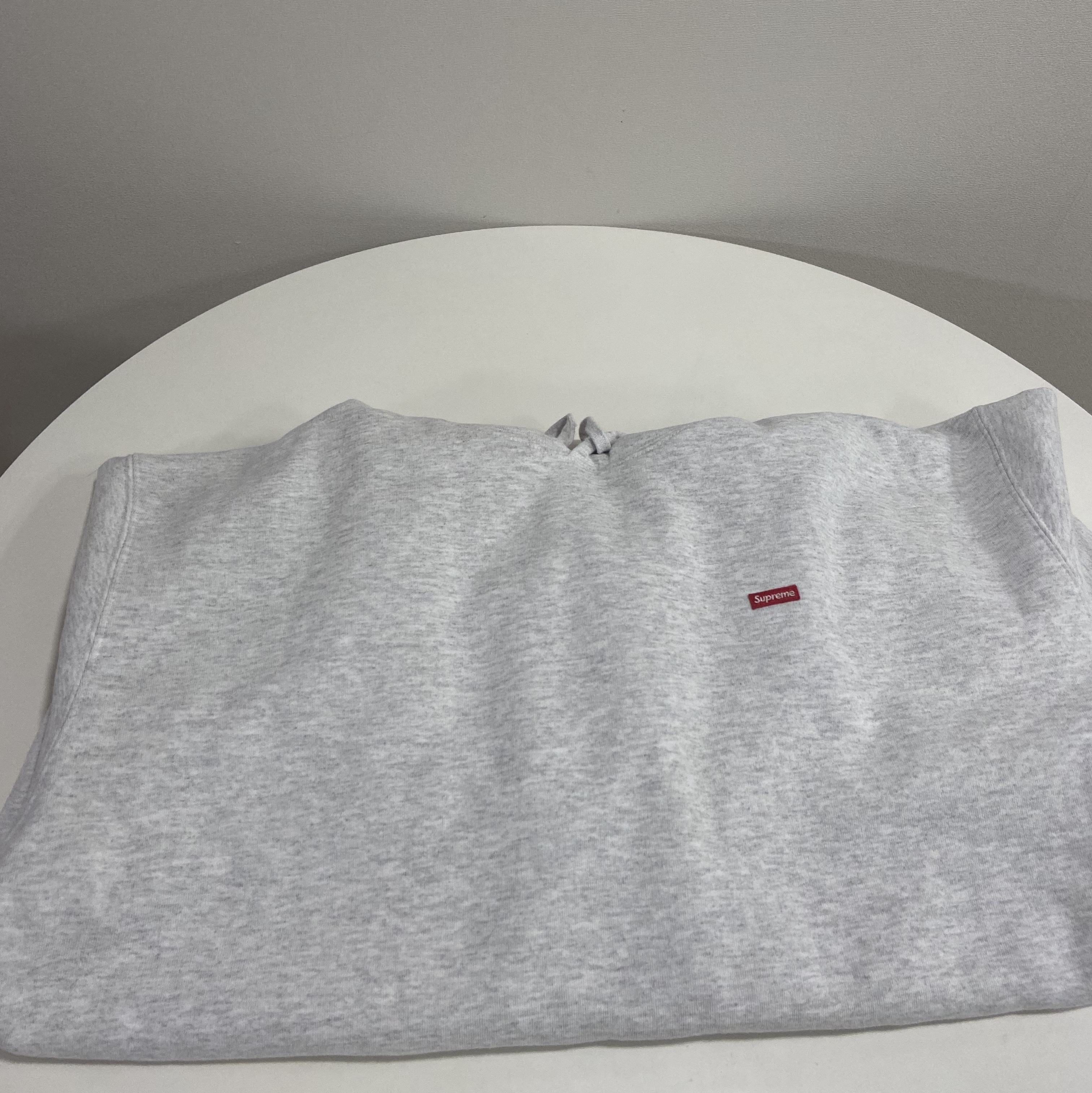 Supreme Small Box Hooded Sweatshirt Ash Grey - 23SS 착용 스타일