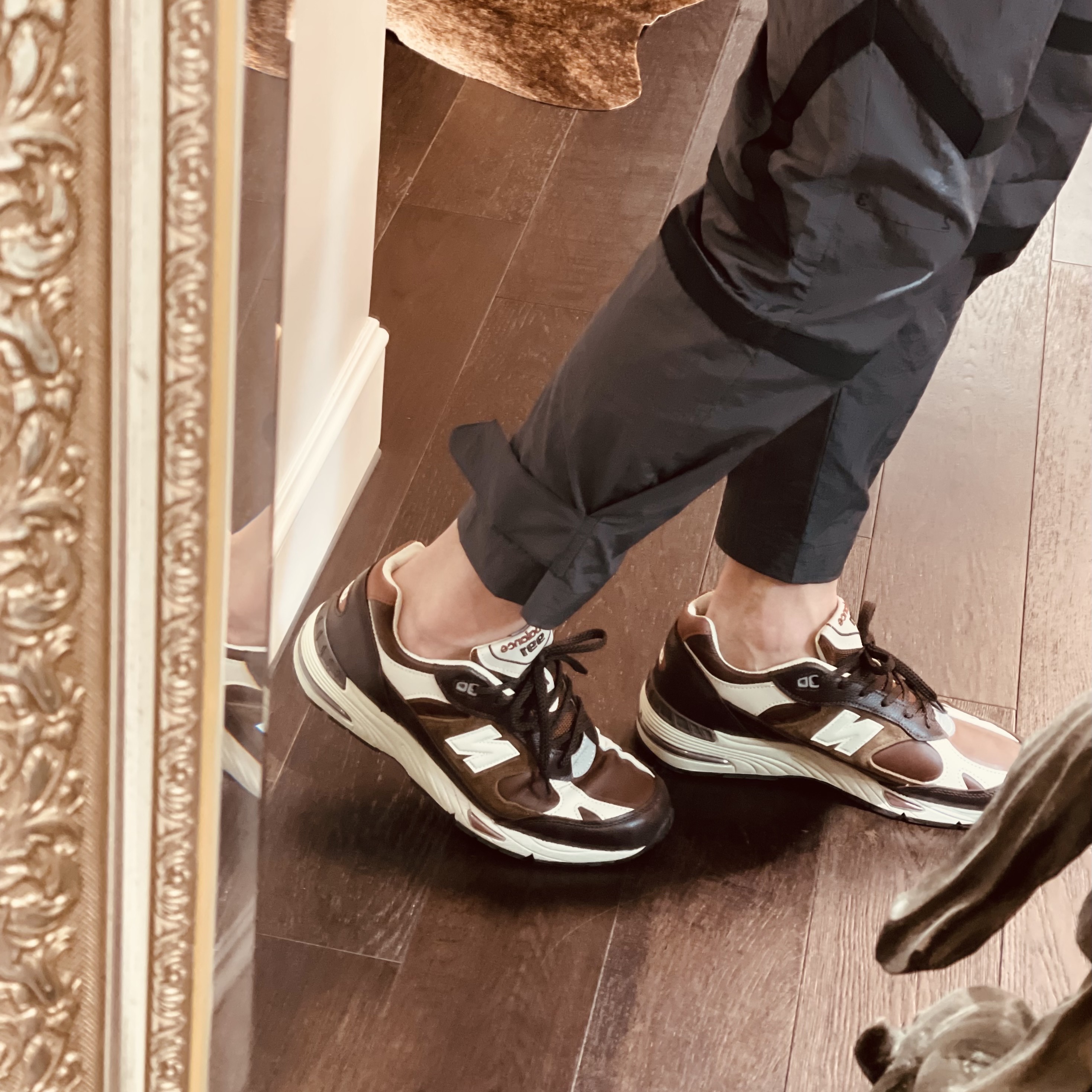 New Balance 991 Made in UK Earth French Roast 착용 스타일