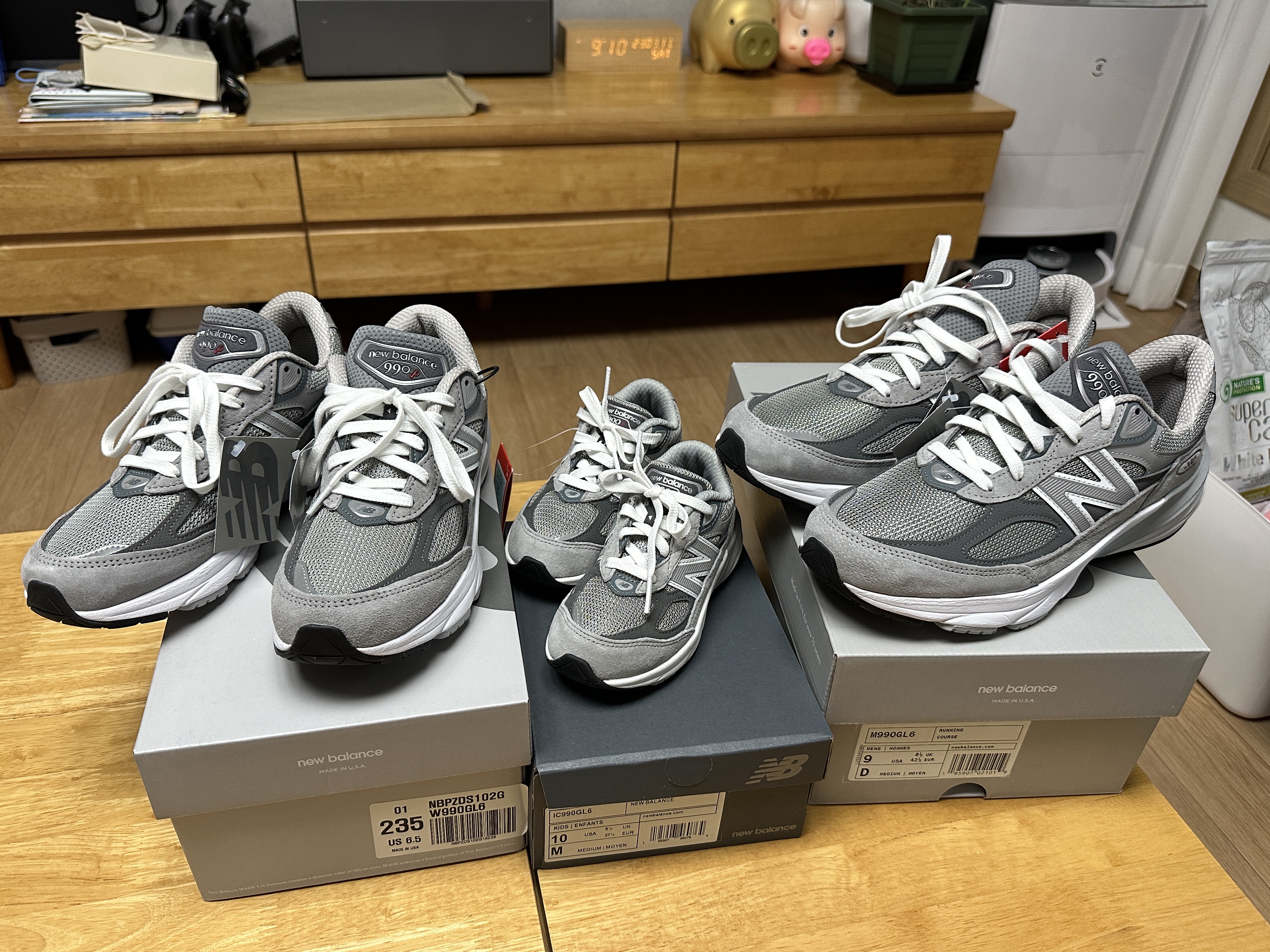 (W) New Balance 990v6 Made in USA Grey - B Standard, New Balance 990v6 Made in USA Grey - D Standard 착용 스타일 - 3
