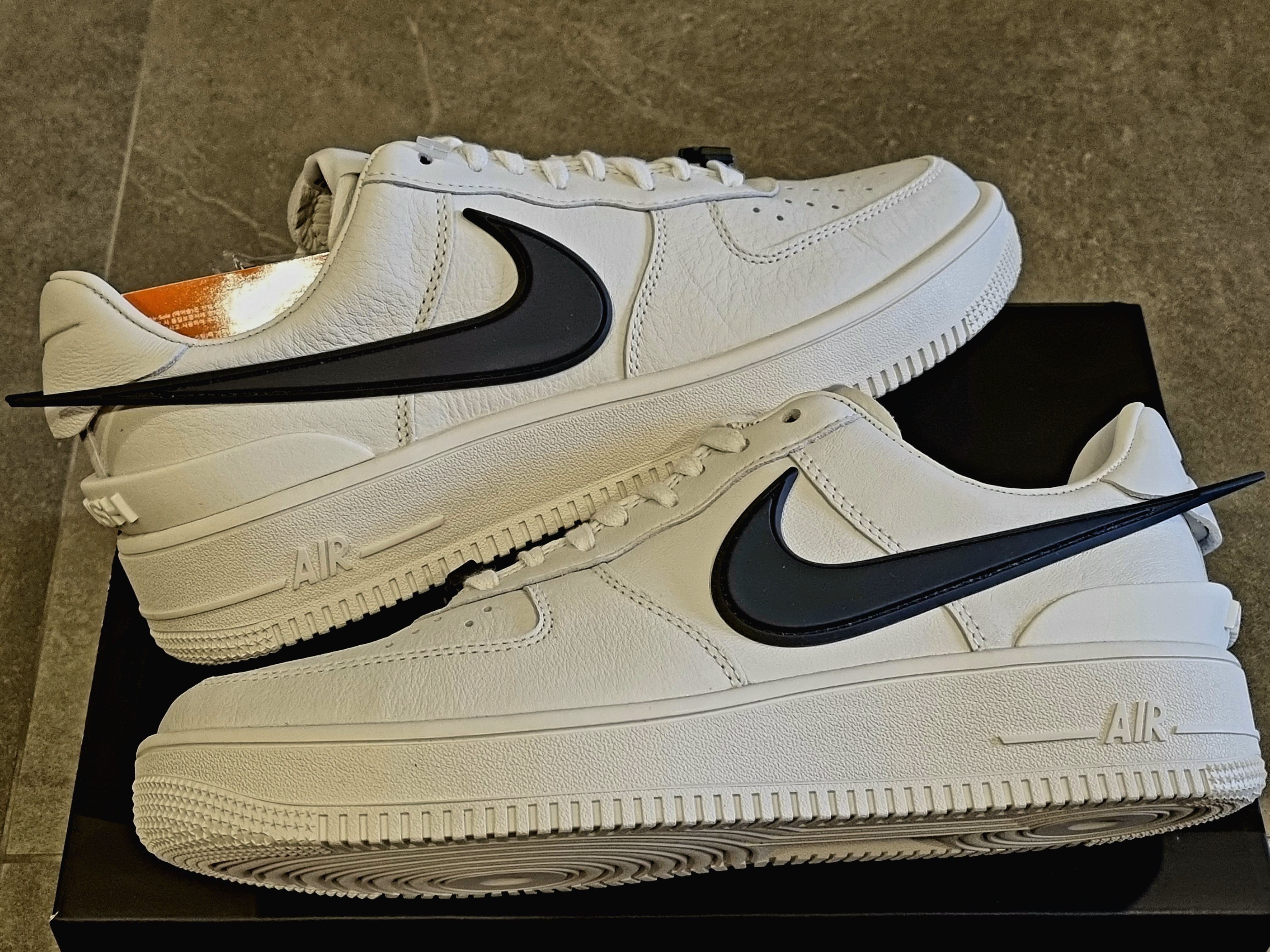 Nike x Ambush Air Force 1 Low SP Phantom 착용 스타일 - 2