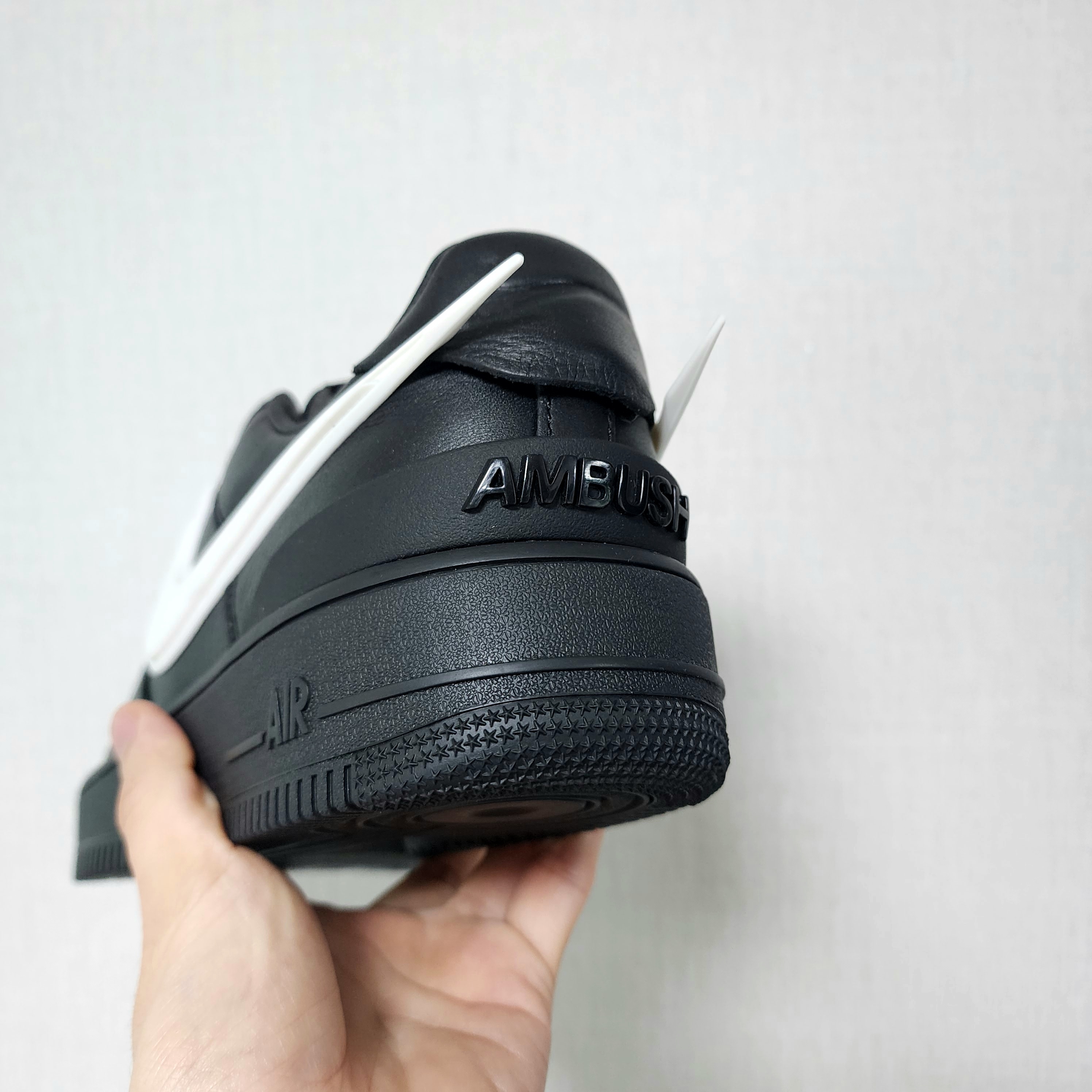 Nike x Ambush Air Force 1 Low SP Black 착용 스타일 - 3