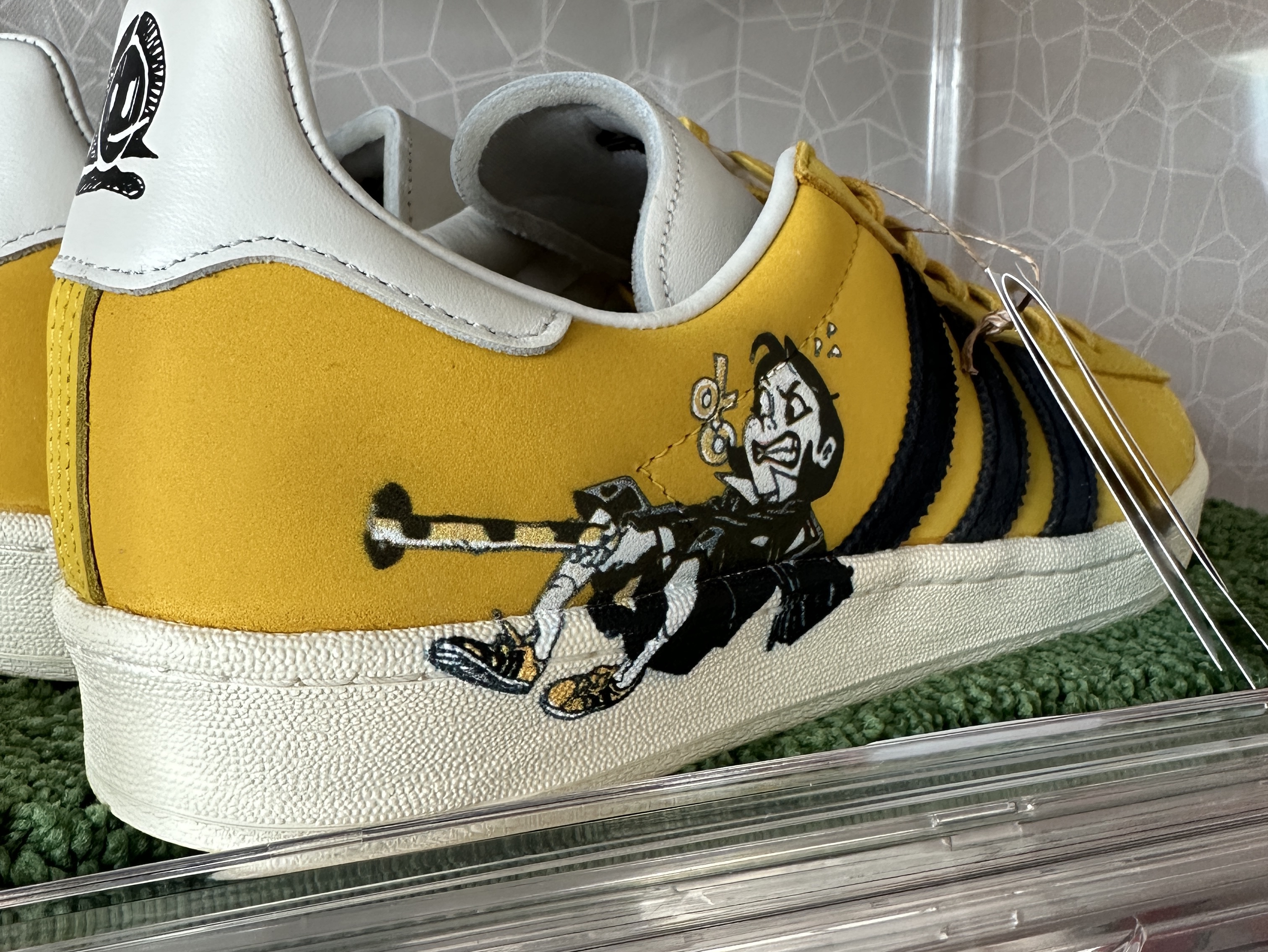 Adidas x Kasina x Kim Jung Gi Campus Hazy Yellow 착용 스타일 - 2