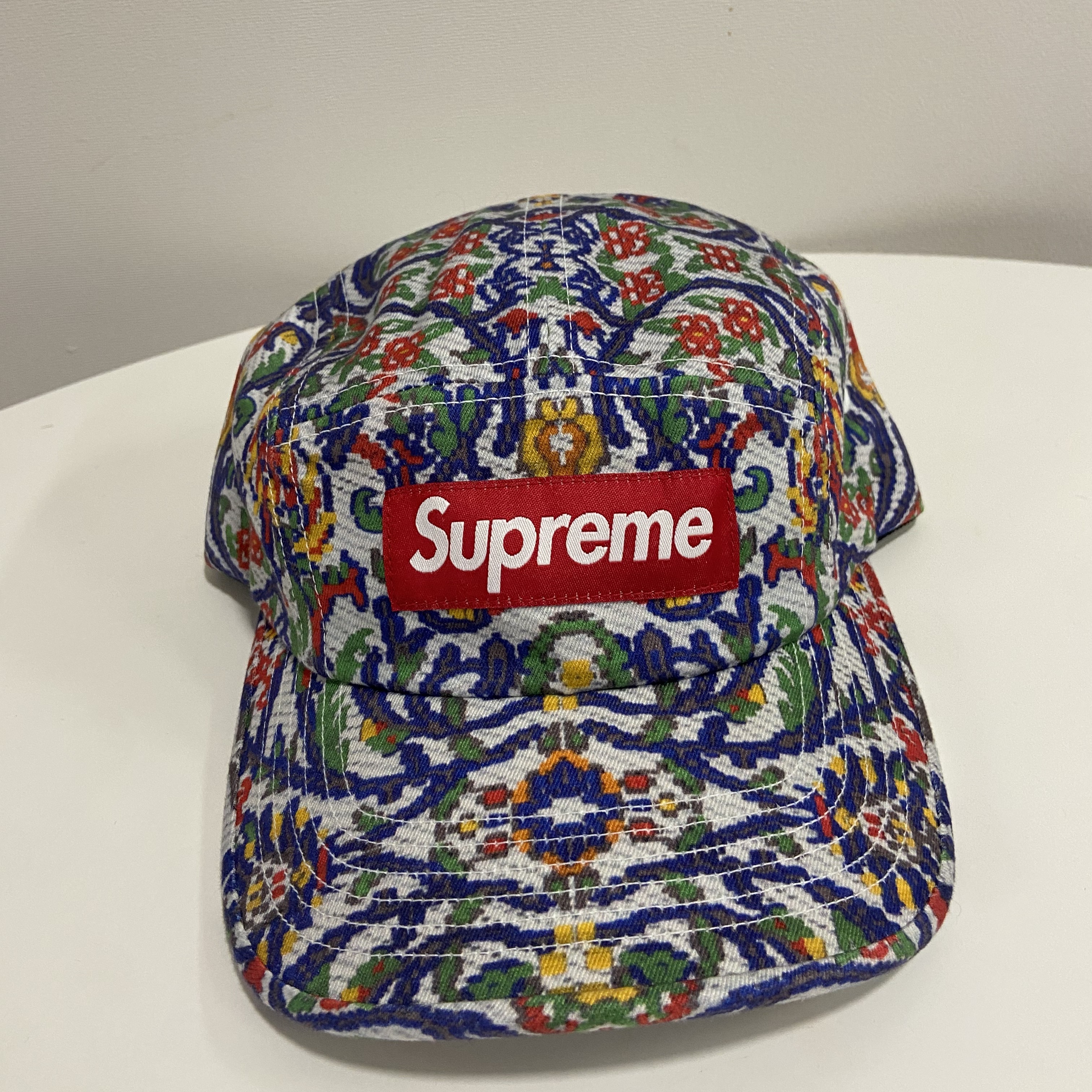 Supreme Washed Chino Twill Camp Cap Tapestry - 23SS 착용 스타일 - 1