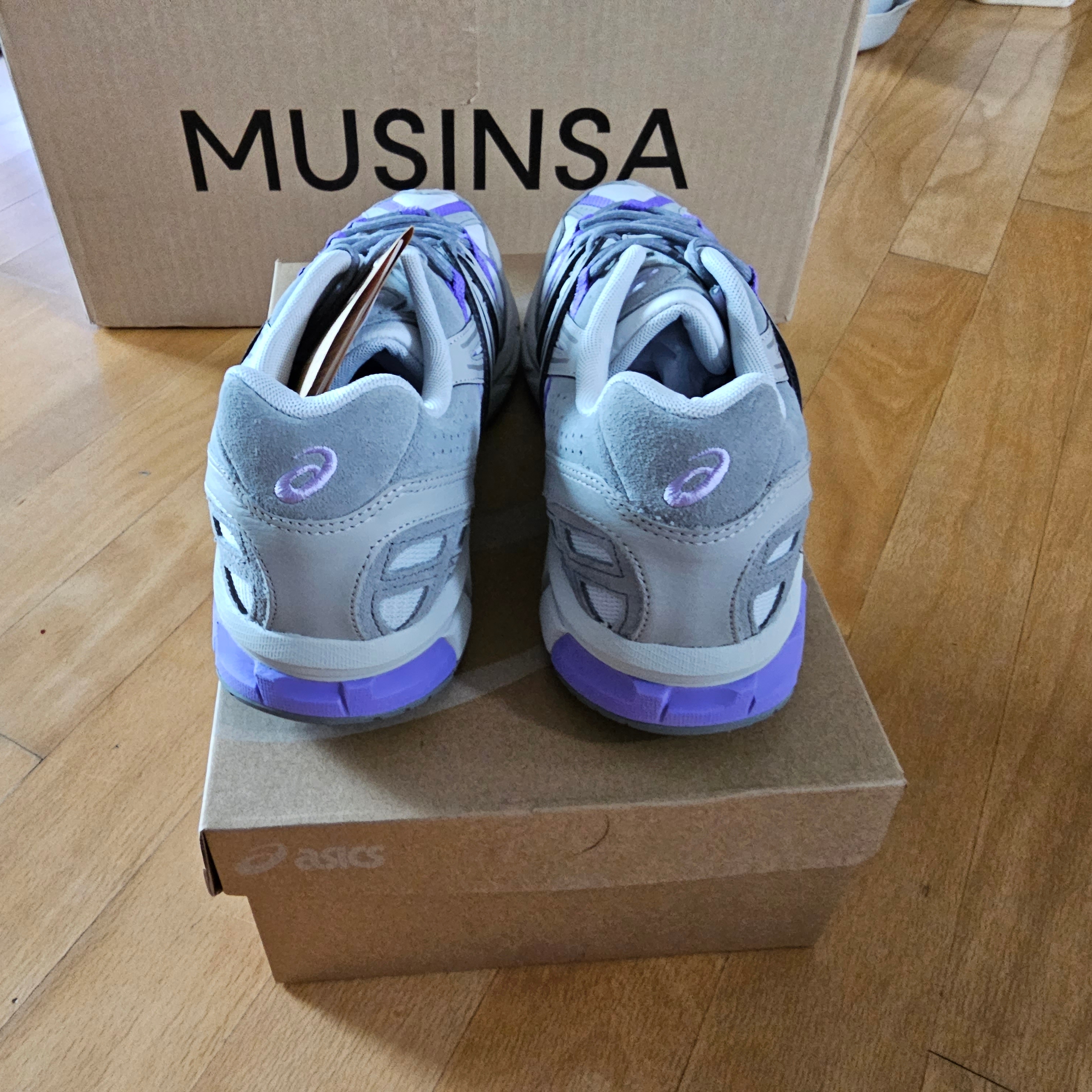 (W) Asics Gel-Sonoma 15-50 Glacier Grey Oyster Grey 착용 스타일 - 4