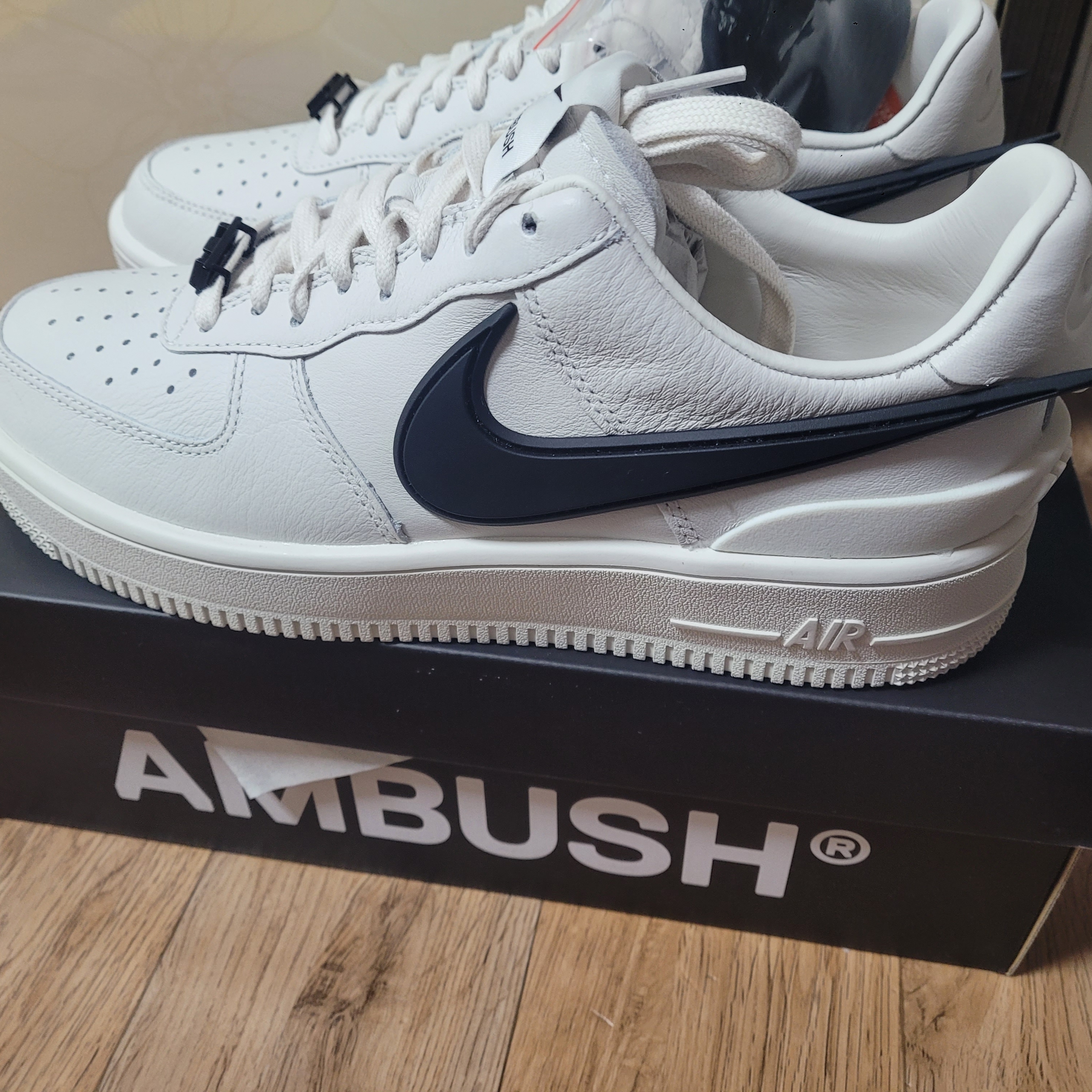 Nike x Ambush Air Force 1 Low SP Phantom 착용 스타일 - 3
