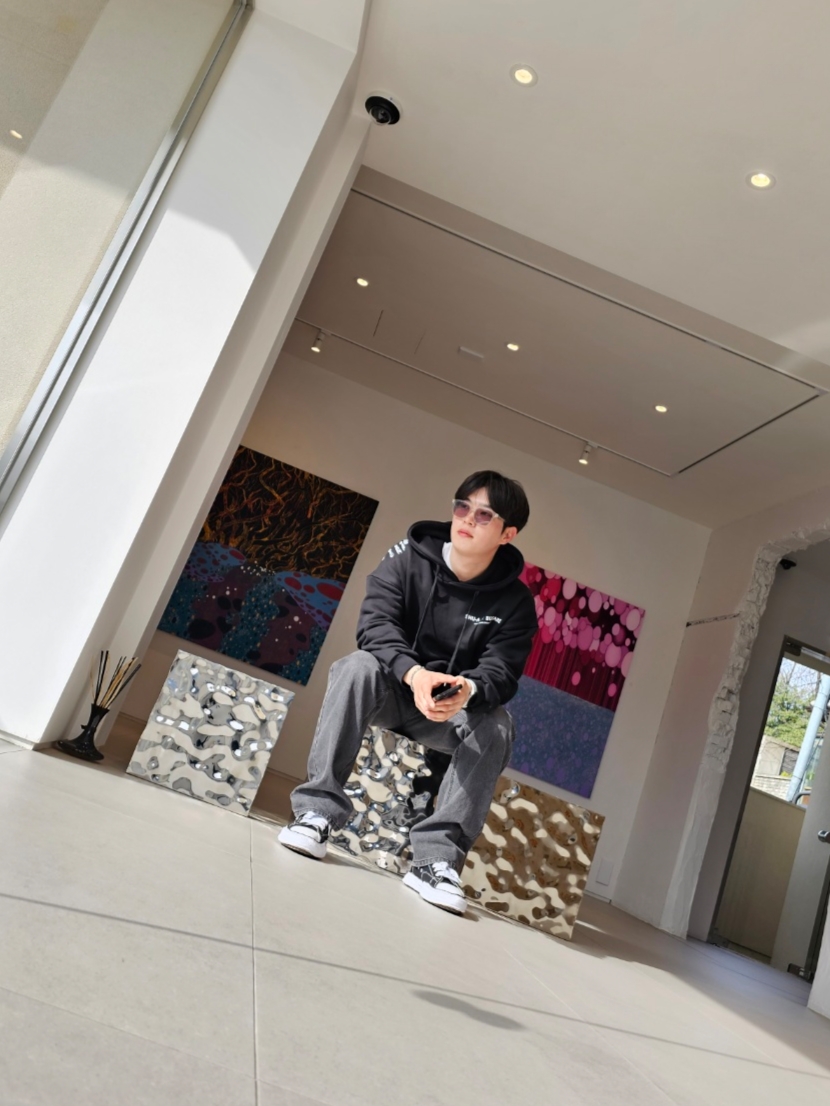Maison Mihara Yasuhiro Peterson OG Sole Canvas Low Sneakers Black 착용 스타일