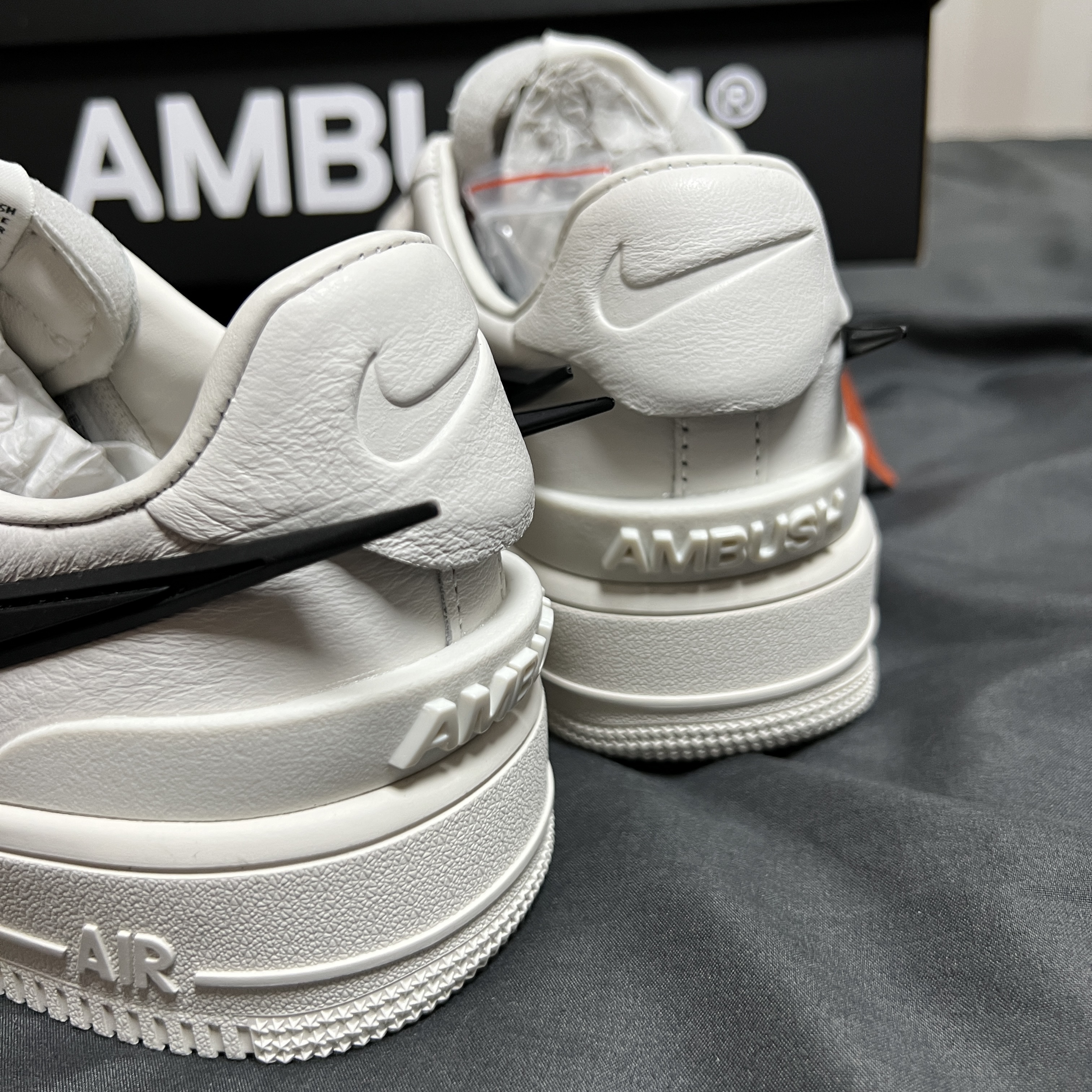 Nike x Ambush Air Force 1 Low SP Phantom 착용 스타일 - 4