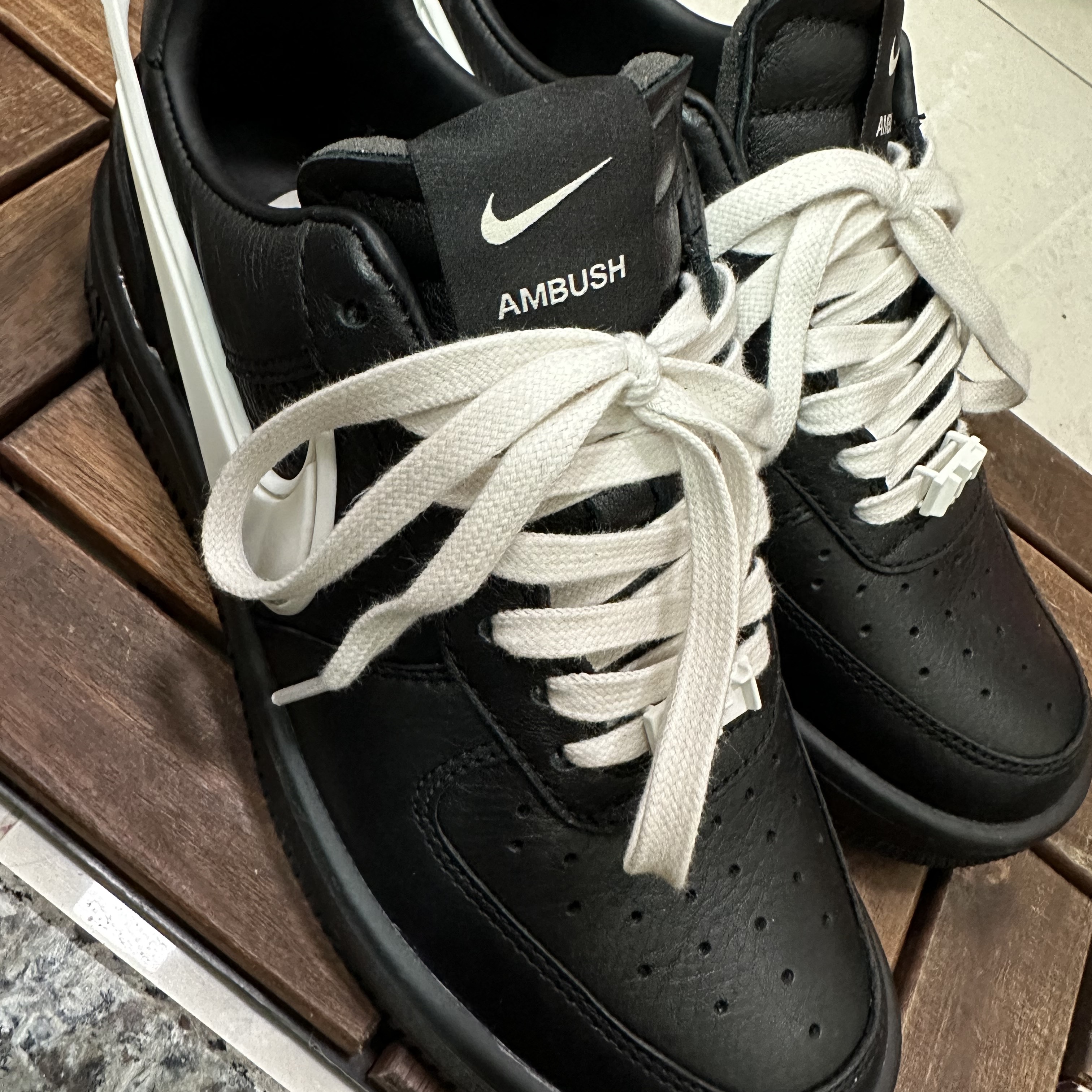 Nike x Ambush Air Force 1 Low SP Black 착용 스타일 - 2