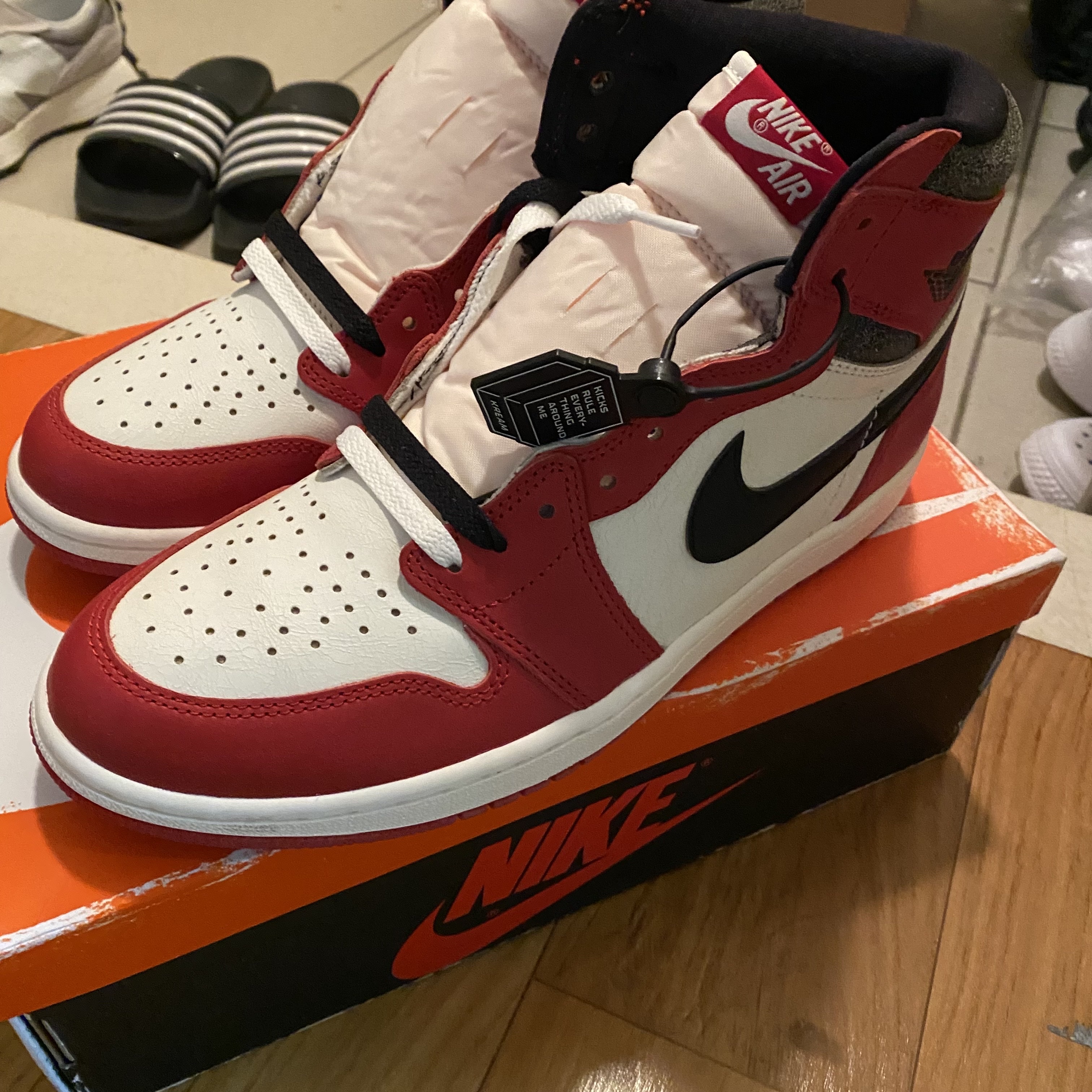 Jordan 1 Retro High OG Chicago 2022 착용 스타일 - 1