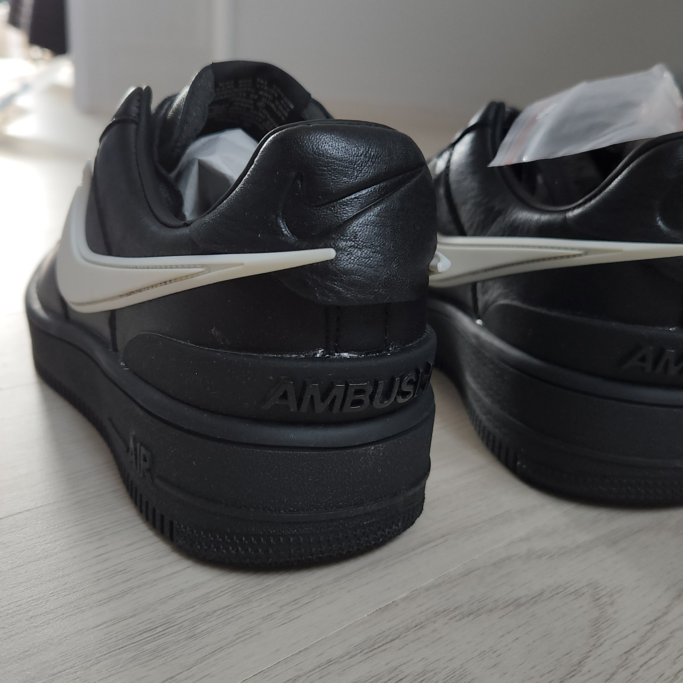 Nike x Ambush Air Force 1 Low SP Black 착용 스타일 - 2